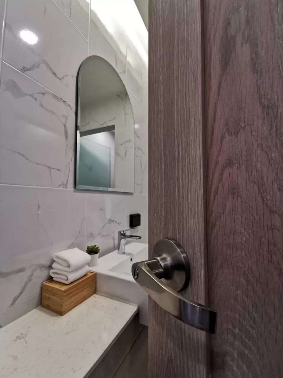 Bathroom in Nappiness Hotel