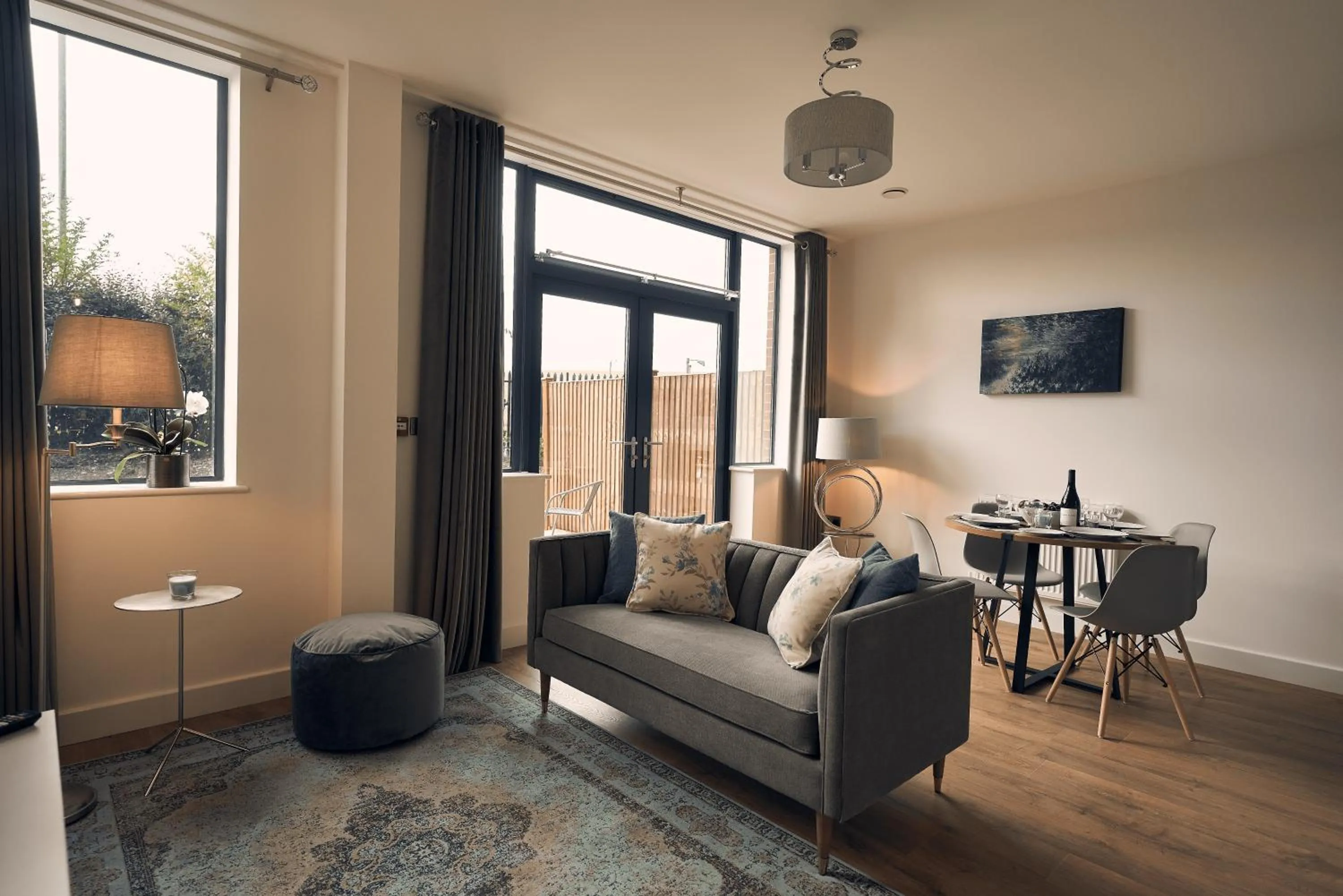 One-Bedroom Standard Apartment in Herongate Apartments