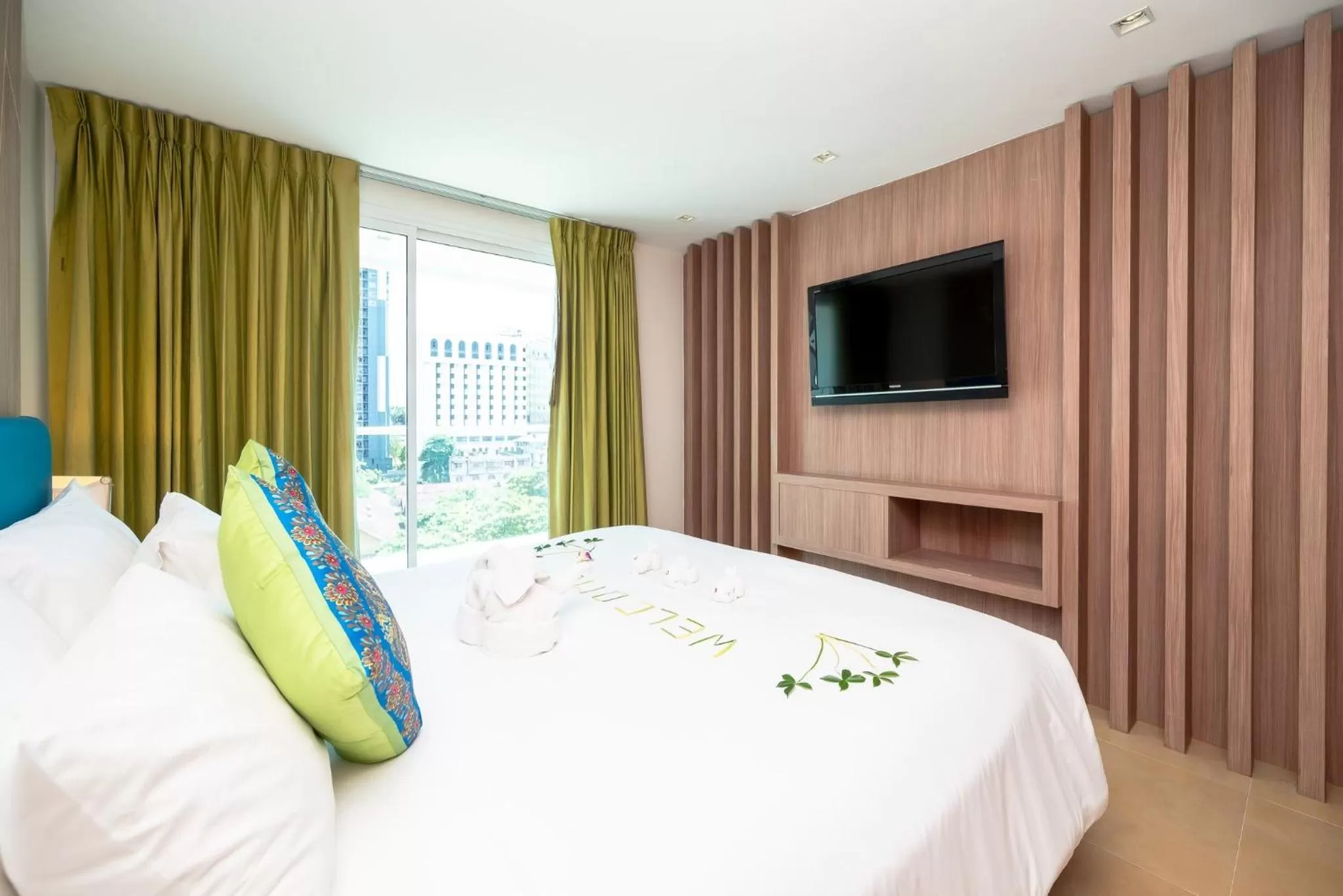 Photo of the whole room, Bed in Centara Pattaya Hotel