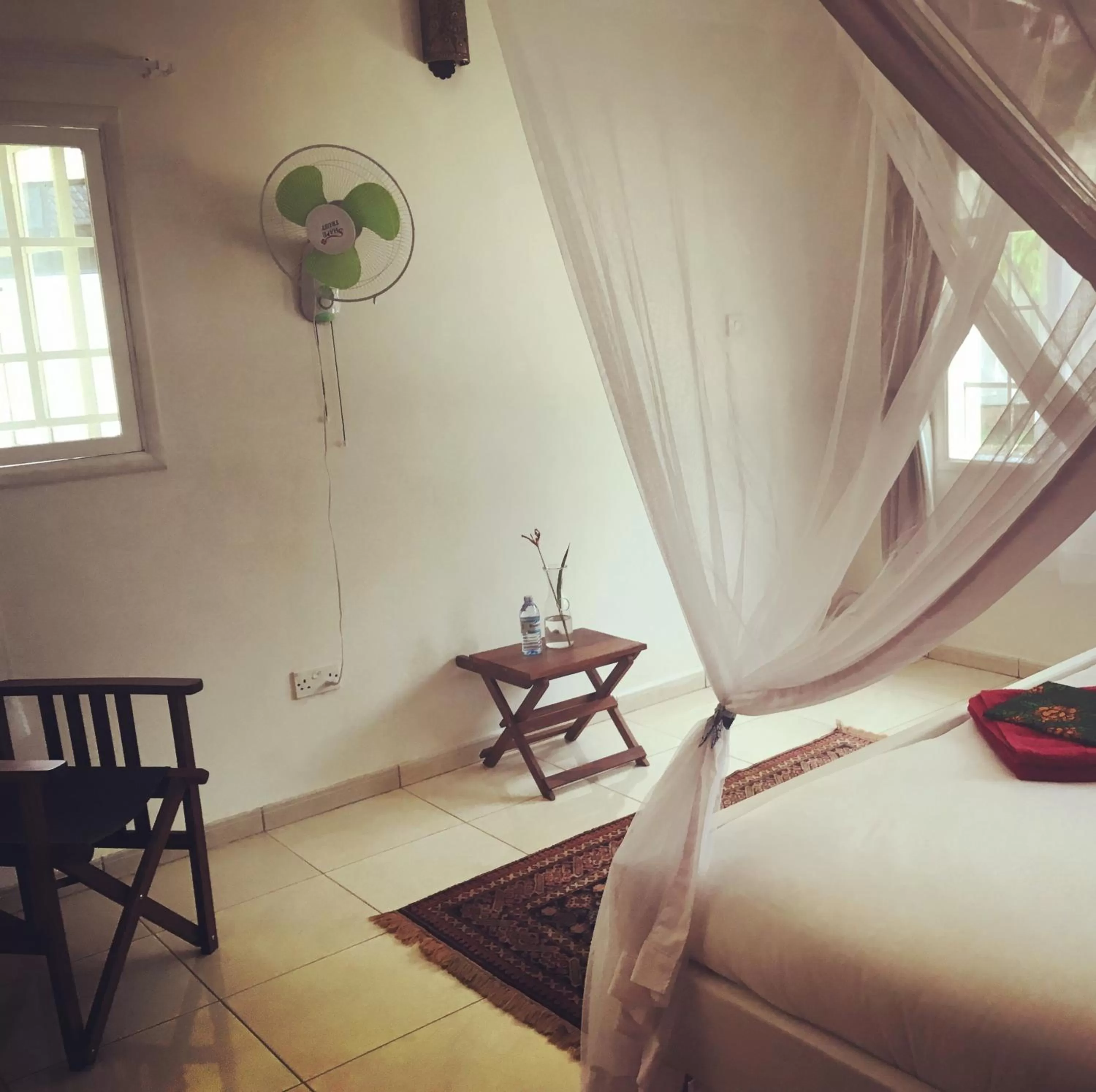 Bed in The Guinea Fowl