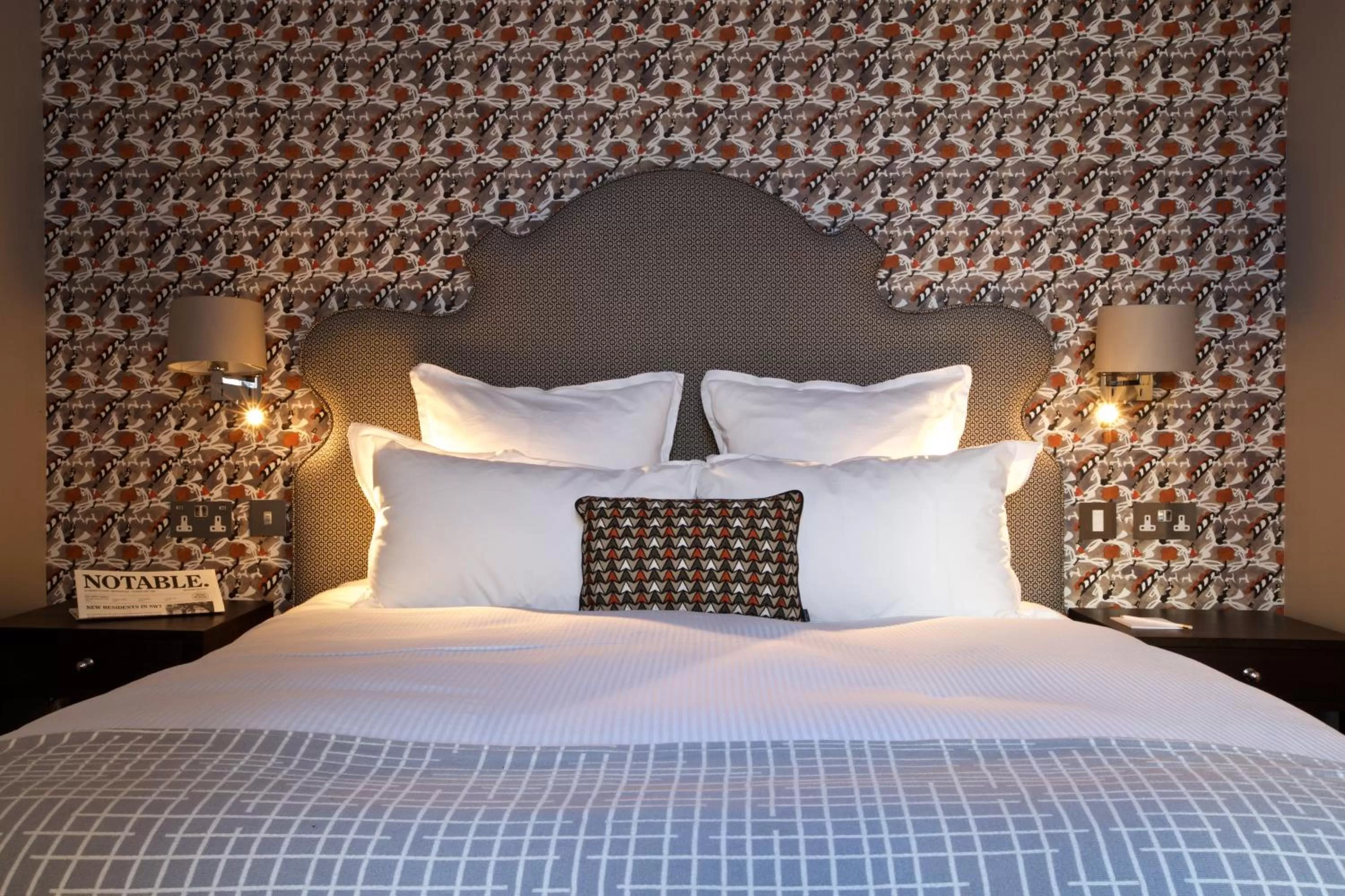 Bed in 54 Queen's Gate Hotel