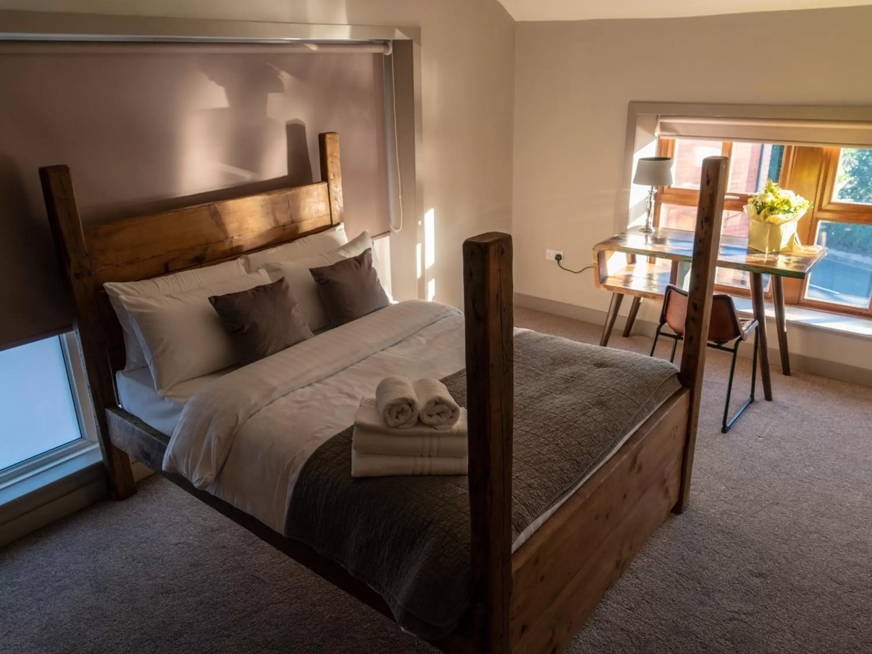 Double Room with Private Bathroom in The Lion Pub & Grill Double Room with Private Bathroom in The Lion Pub & Grill