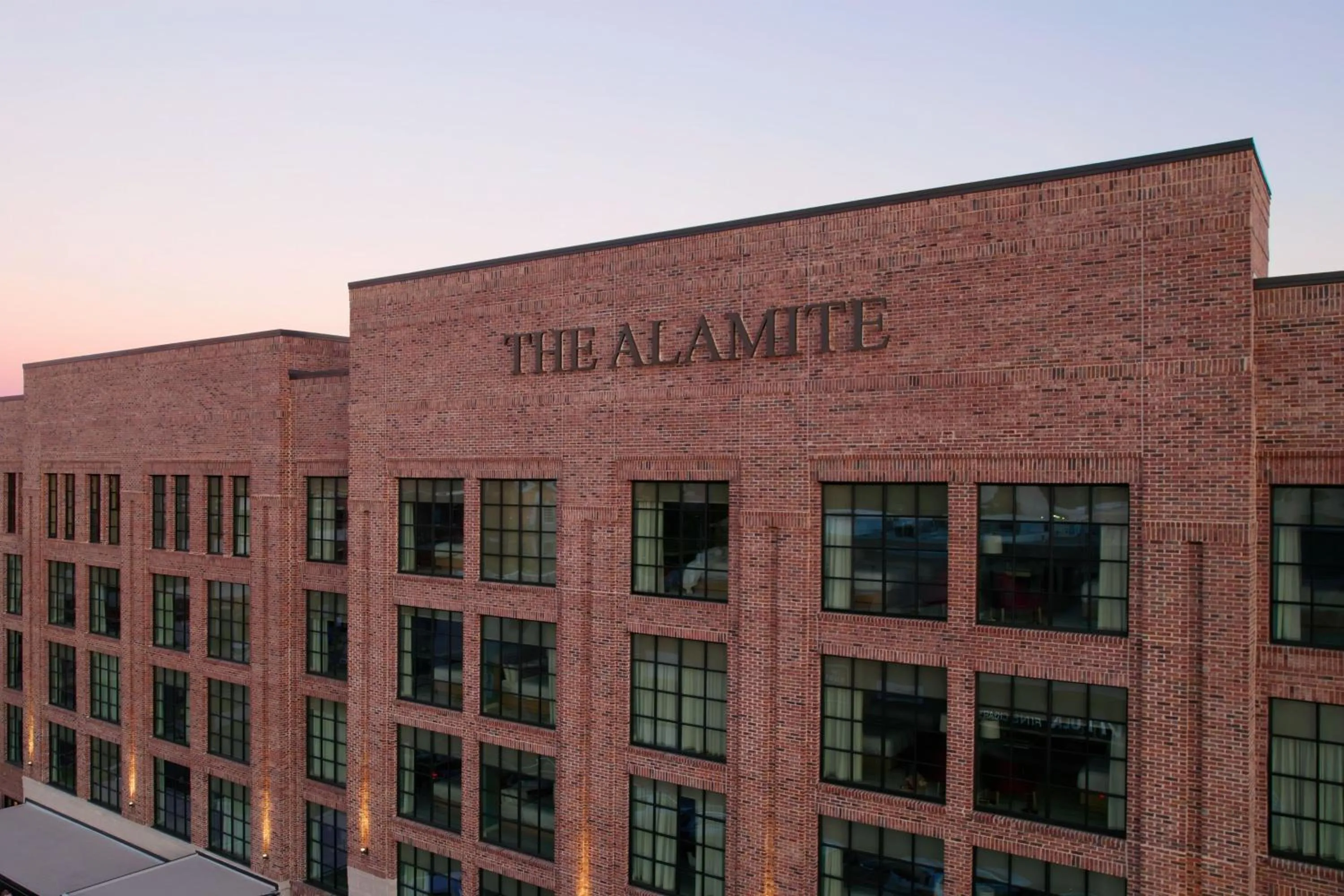 Property building in The Alamite, Tuscaloosa, a Tribute Portfolio Hotel
