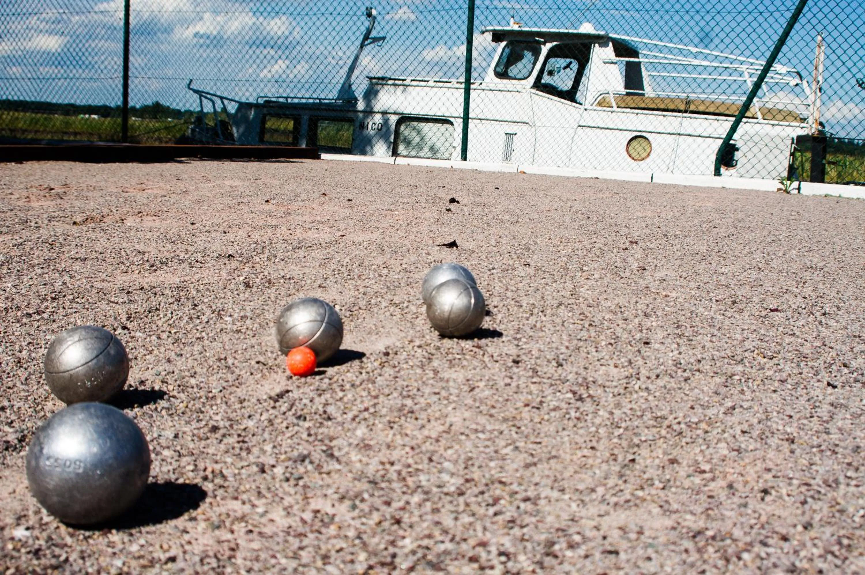 Table tennis in Hotel Restaurant Argos, Strasbourg Nord