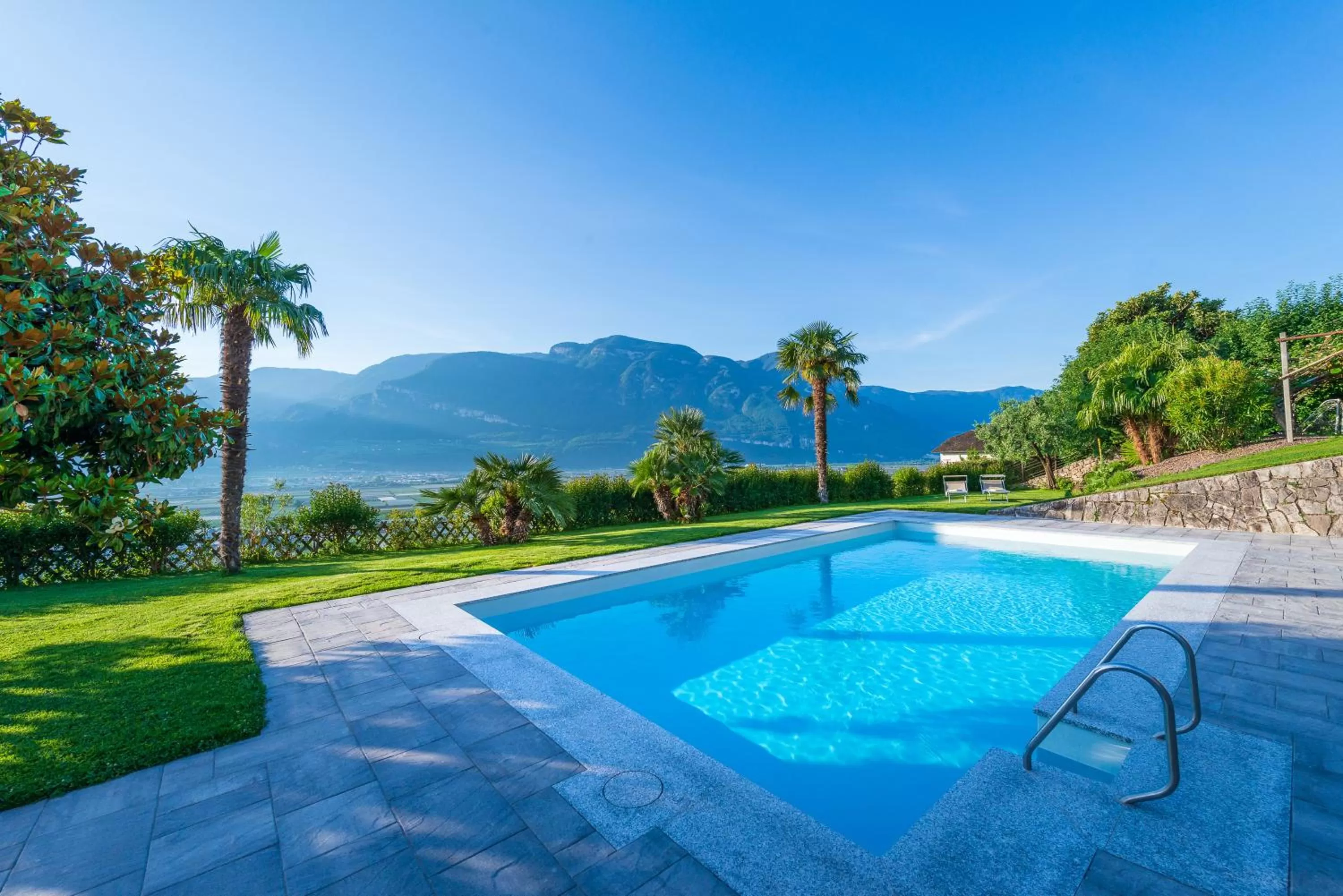 Swimming pool in Garni Hotel Ritterhof
