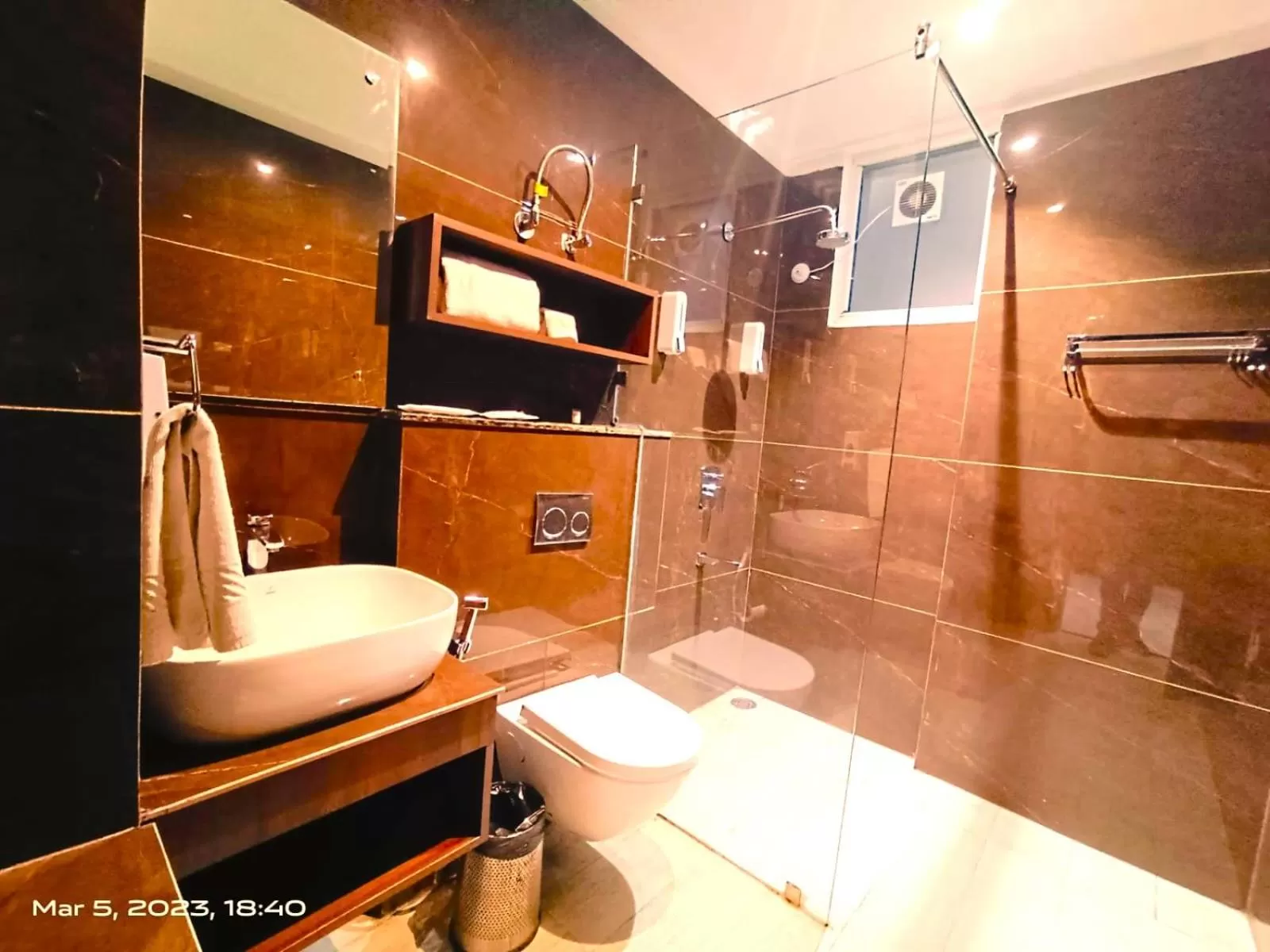 Bathroom in RONTA WORLD HOTELS