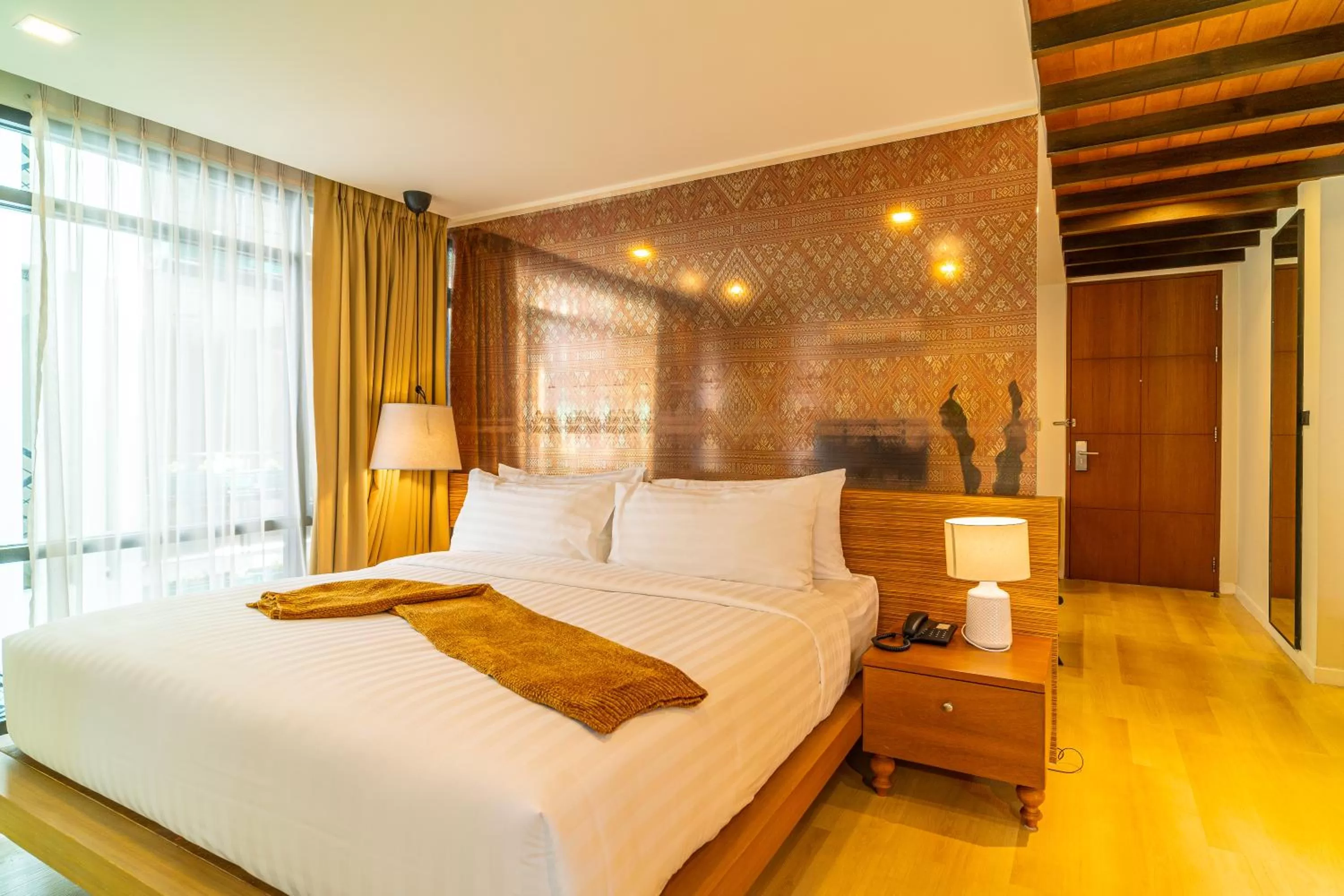 Photo of the whole room, Bed in Amber Boutique Silom