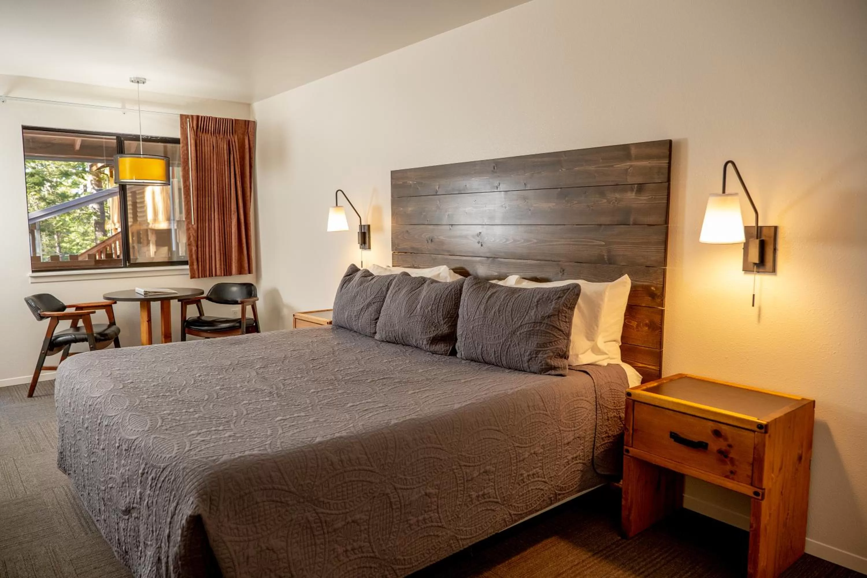 Bed in Eagle Cap Chalets