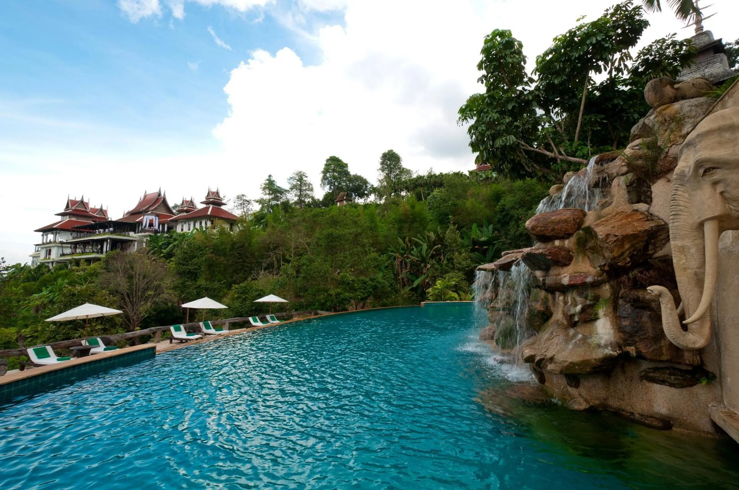 Swimming pool in Panviman Chiang Mai Spa Resort