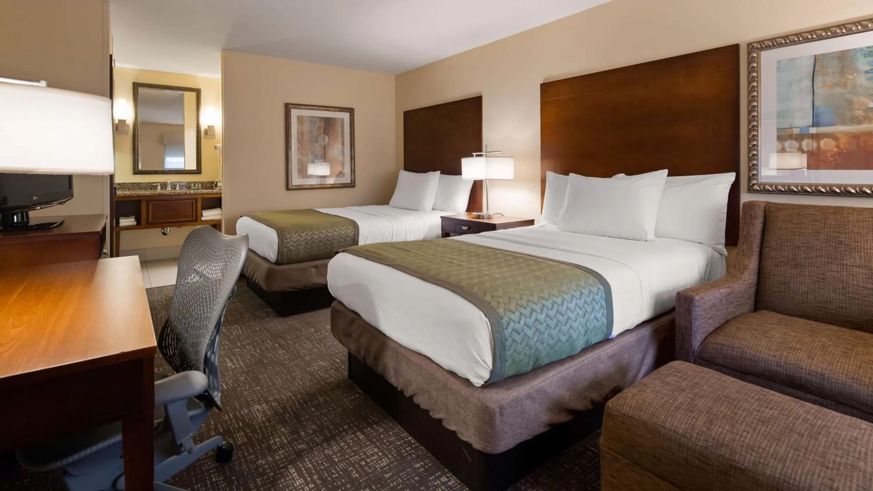 Double Room with Two Double Beds - Non-Smoking in Best Western Seaway Inn