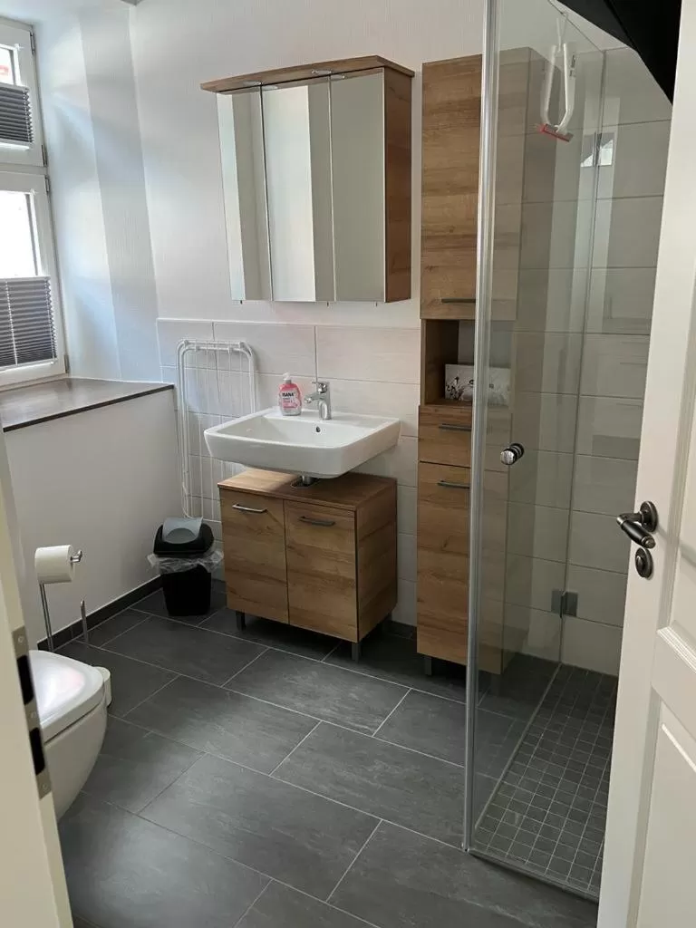 Bathroom in Gasthaus Zur Weintraube