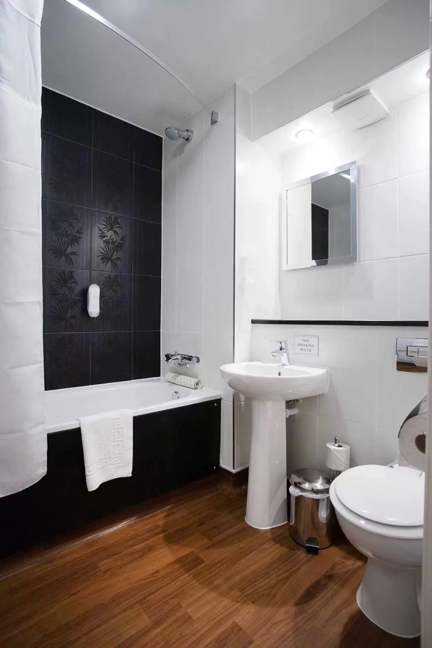 Twin Room in The White Lady Wetherspoon