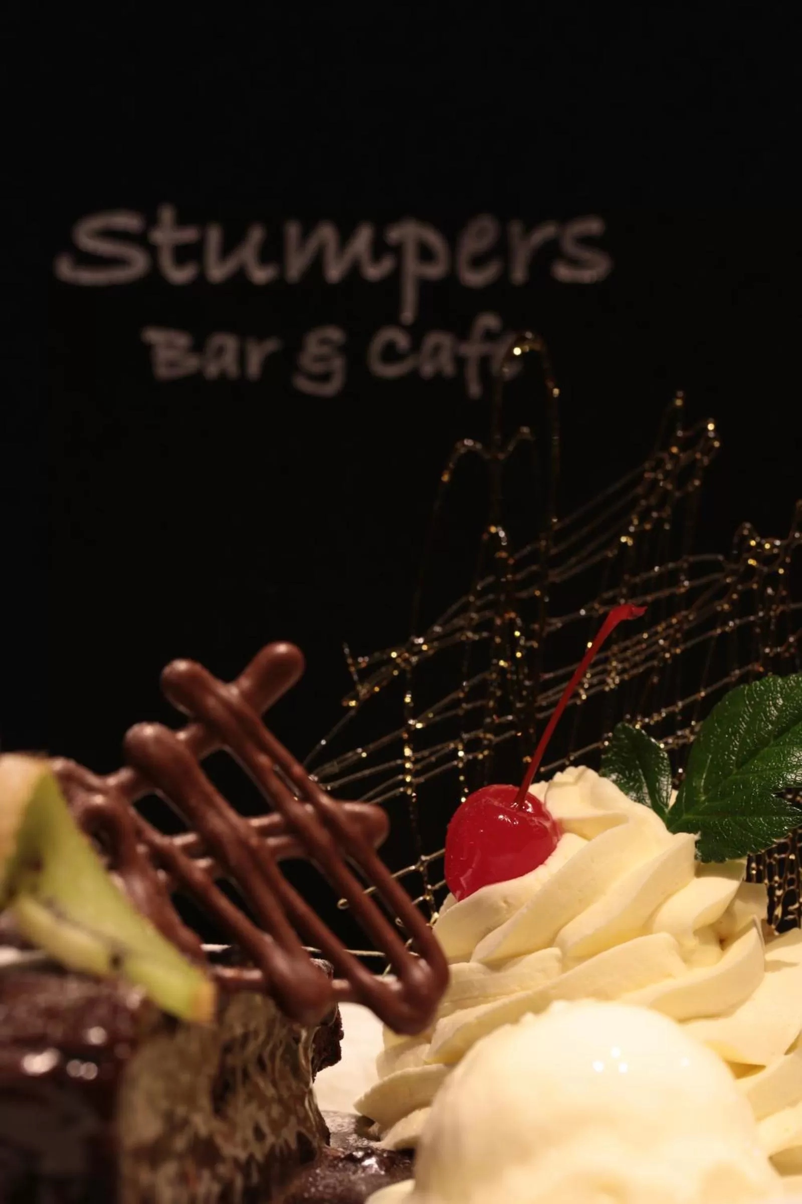 Restaurant/places to eat in Stumpers Hotel