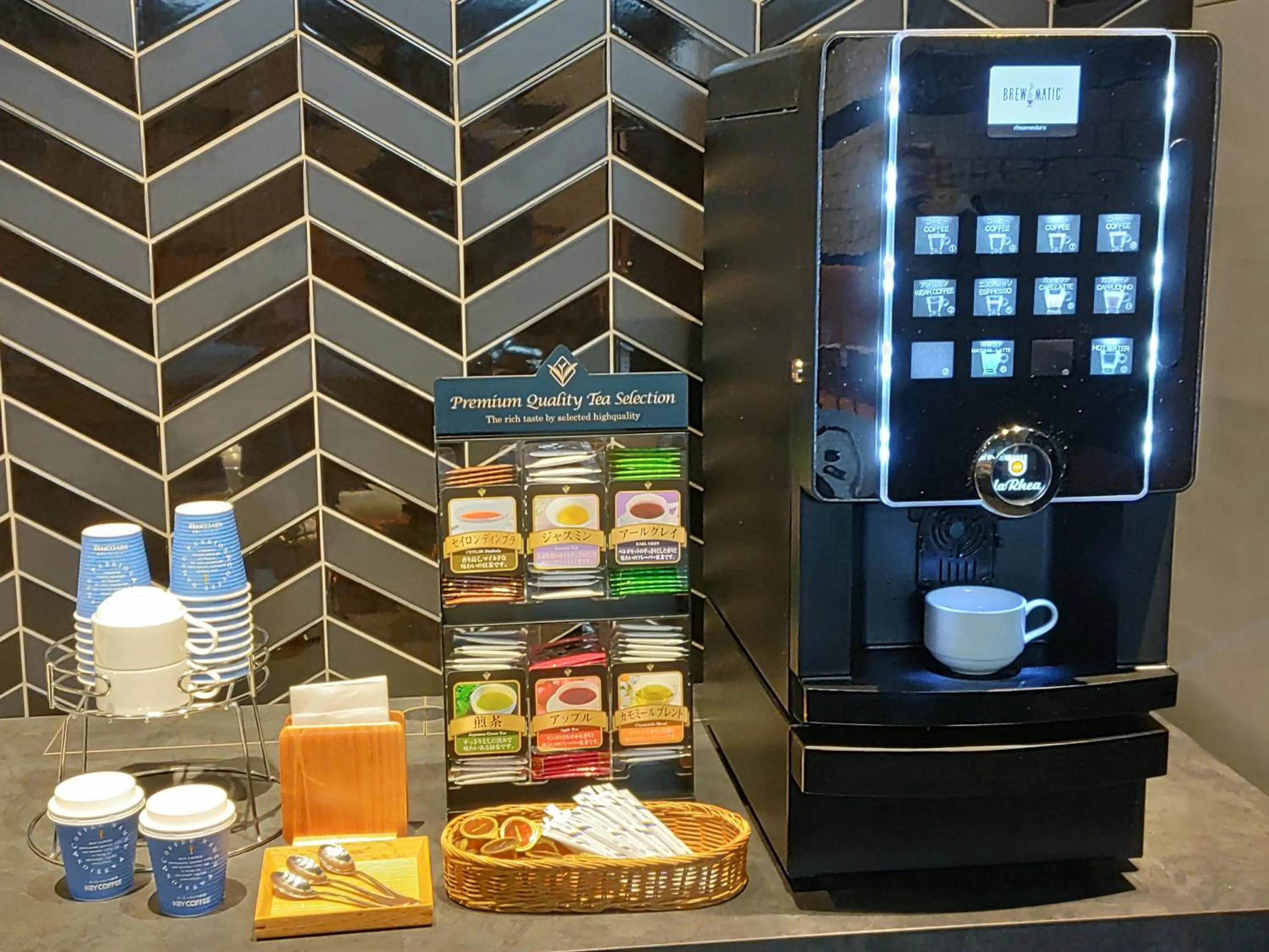 Drinks in Joytel Hotel Osaka Shinsekai