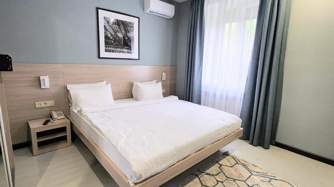 Photo of the whole room, Bed in Resident Hotel Gogol