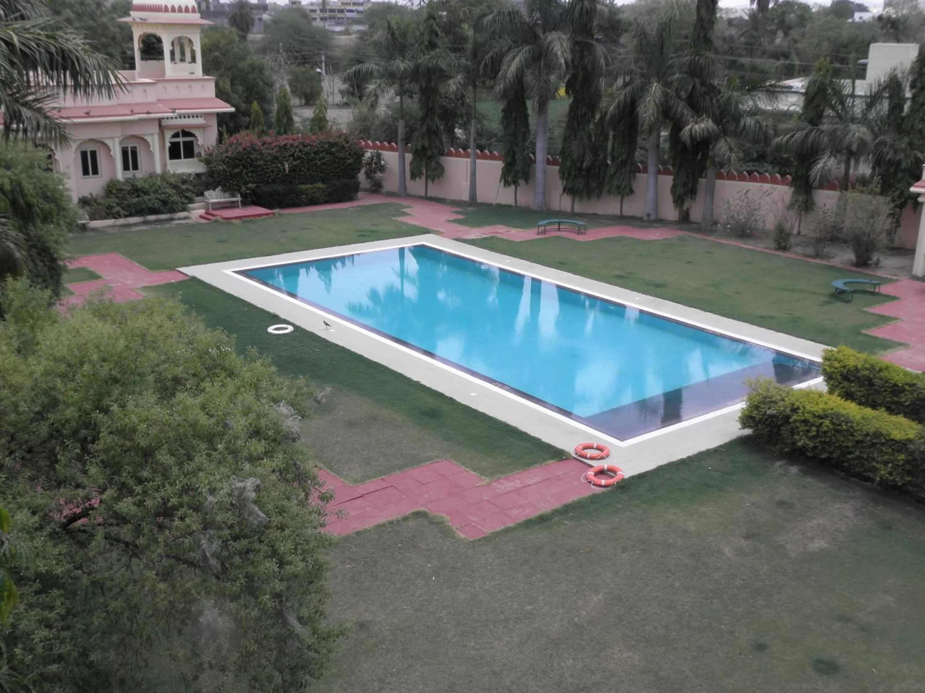 Swimming pool in jüSTa Rajputana Resort & Convention Centre, Udaipur