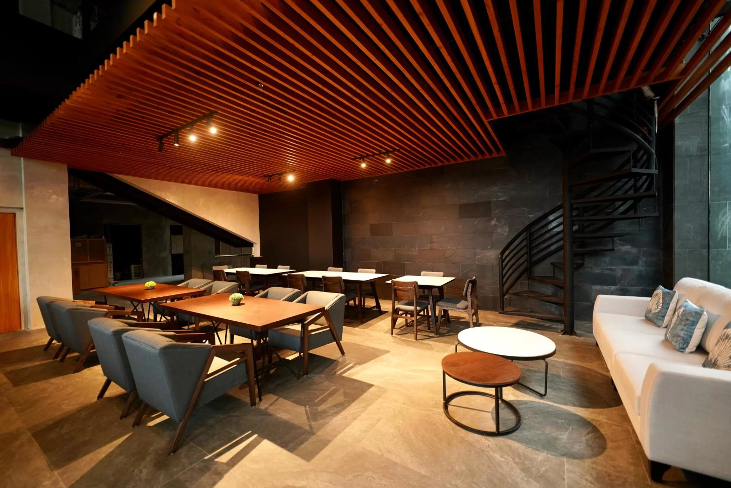 Restaurant/places to eat in H Hotel El Nido - Vegan Friendly Hotel Managed by H Hospitality Group