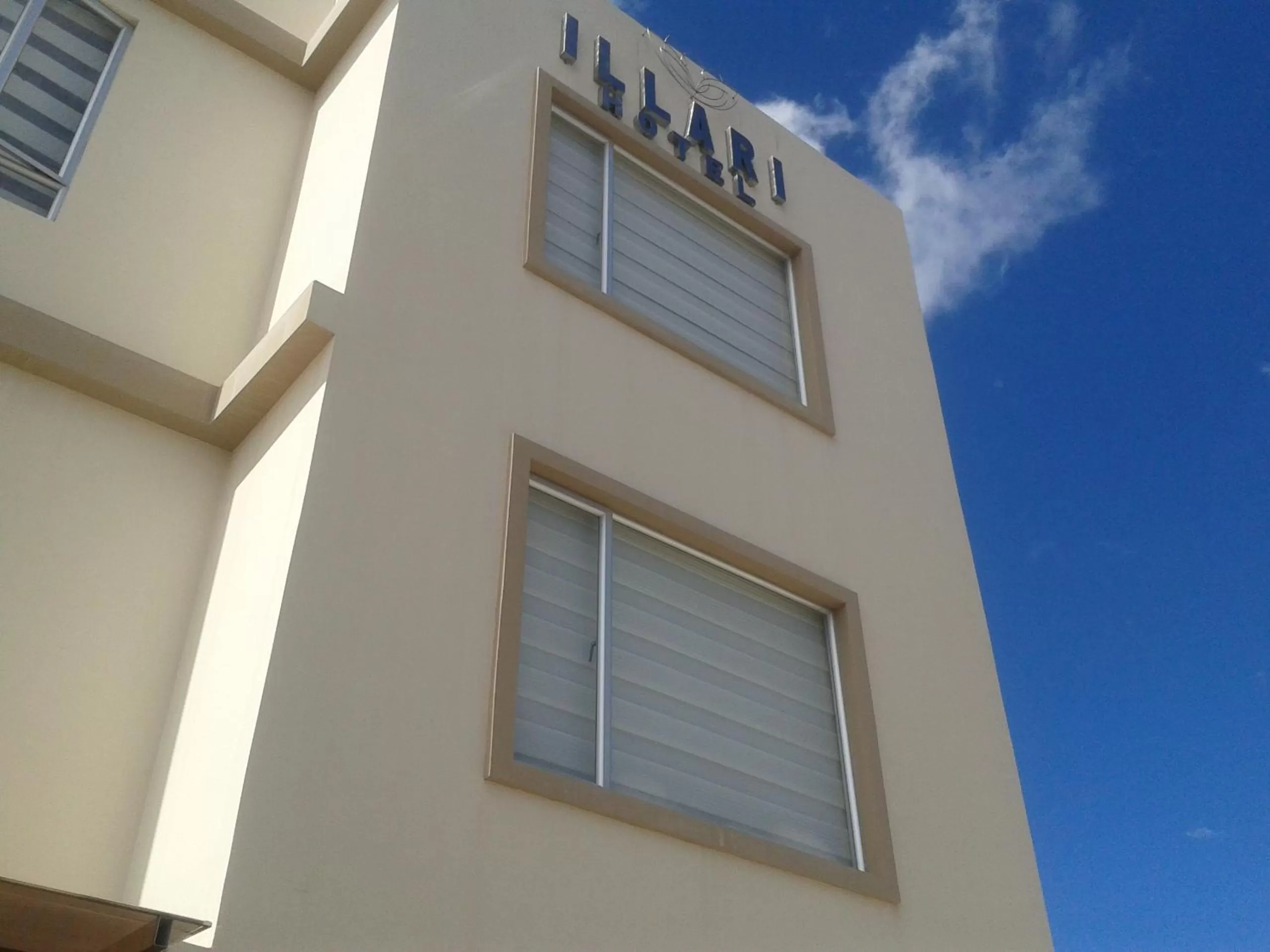 Property Building in Illari Hotel