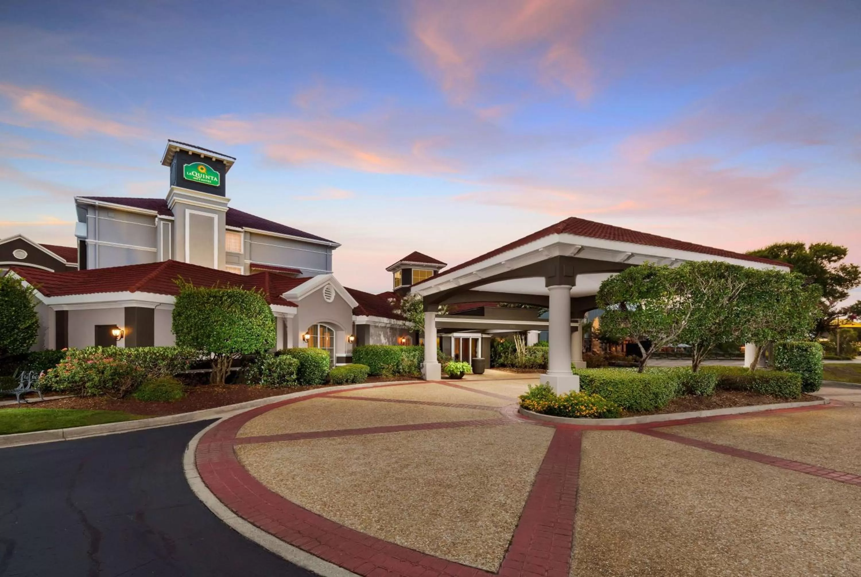 Property building in La Quinta by Wyndham Myrtle Beach Broadway Area