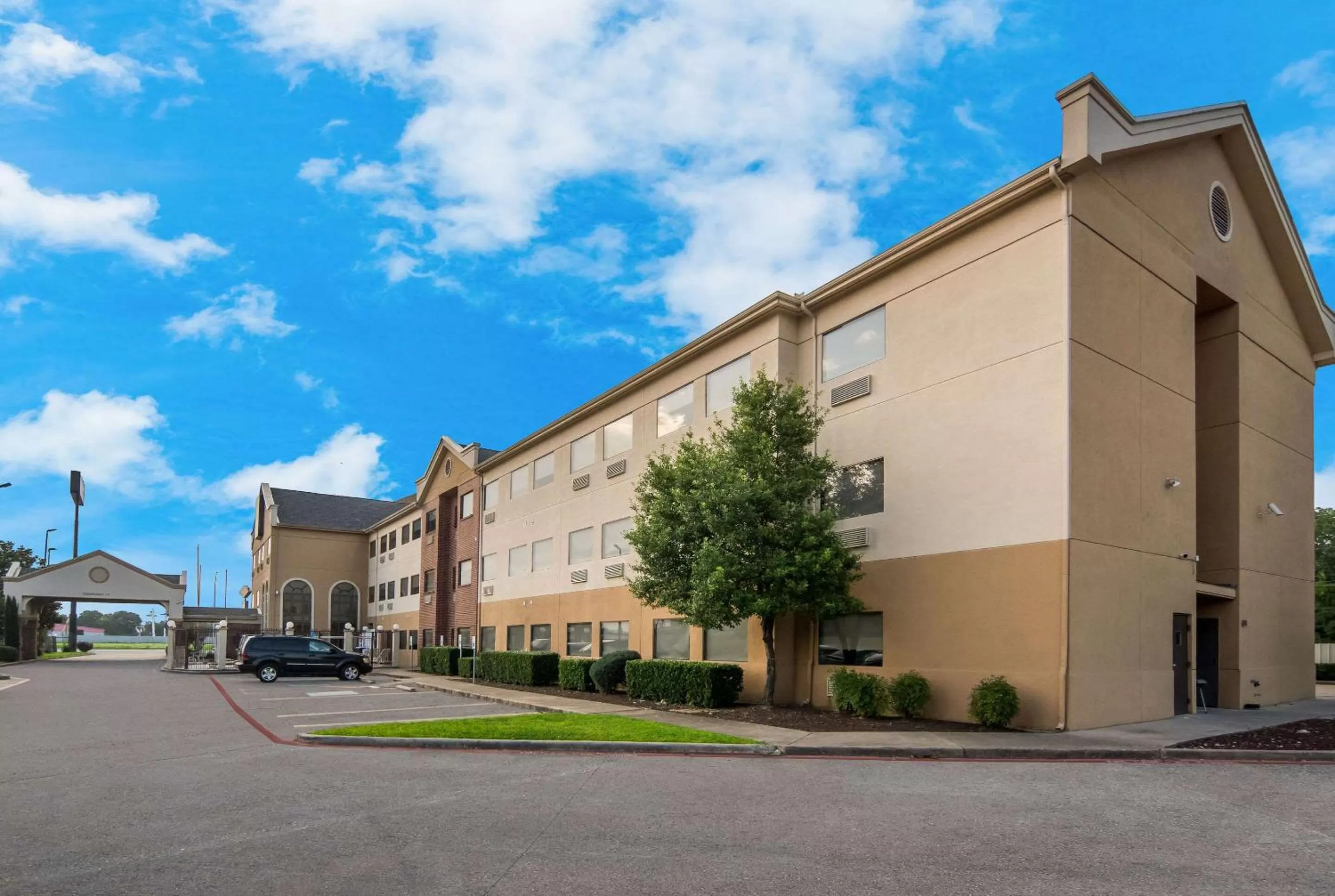 Quality Inn & Suites Waco North