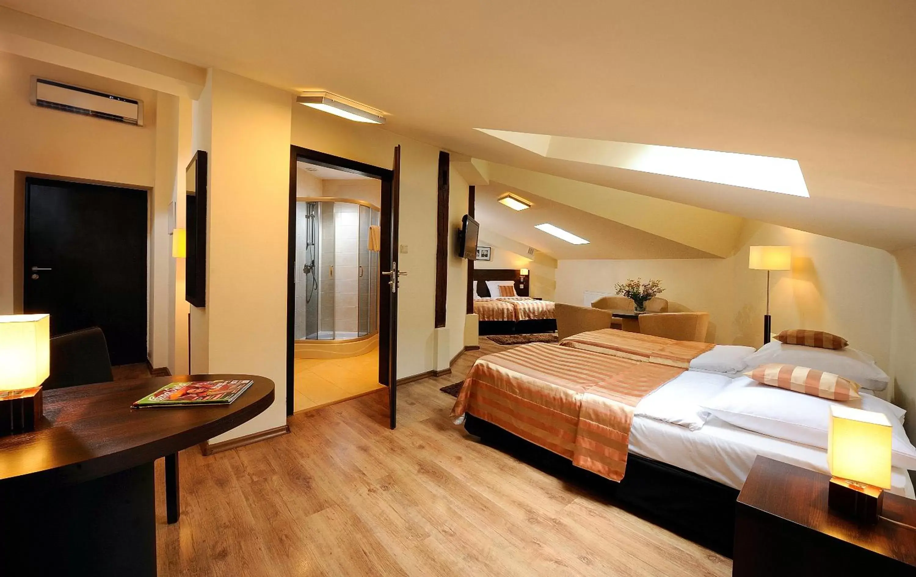 Quadruple Room in Spatz Aparthotel Quadruple Room in Spatz Aparthotel