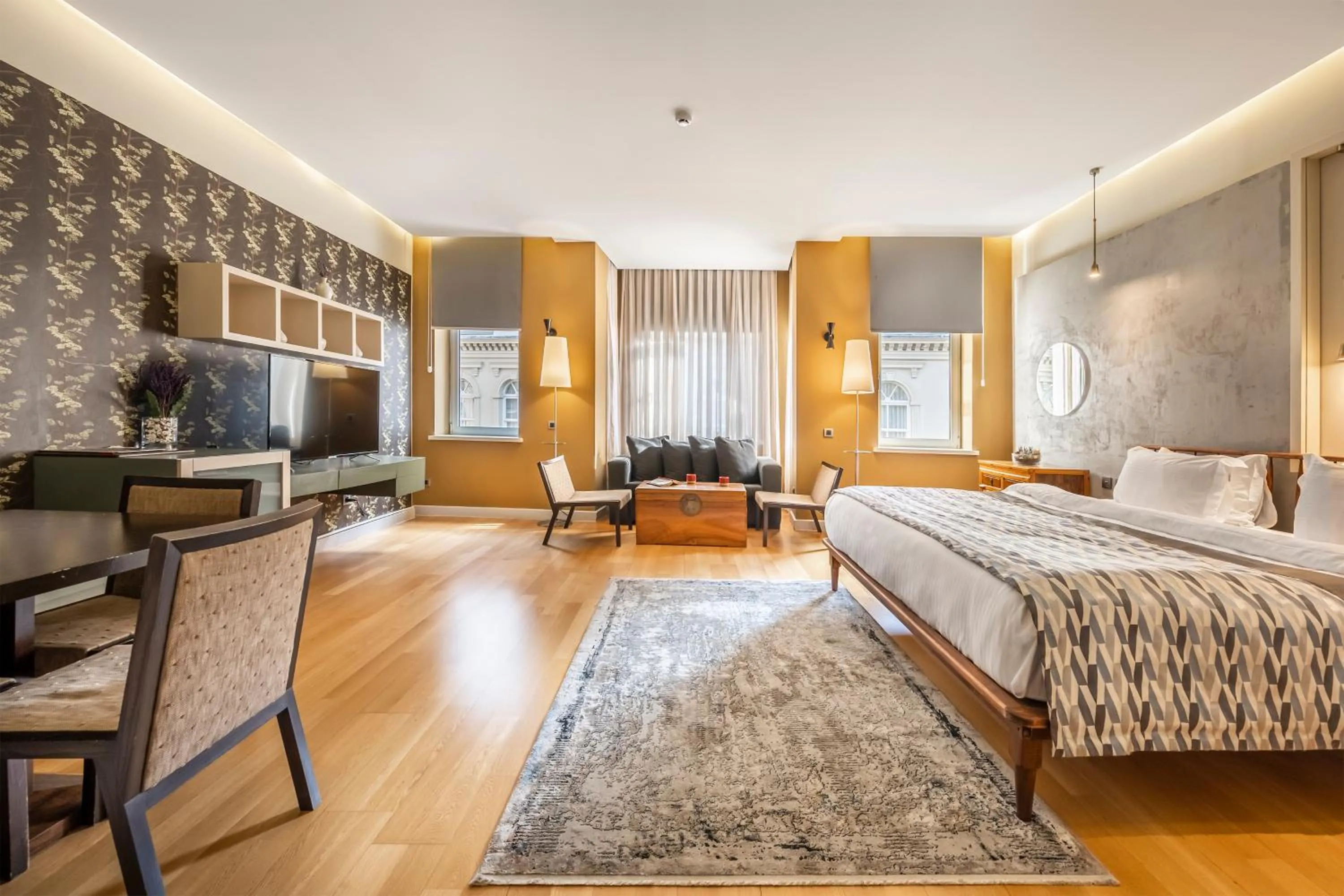 Living room, Bed in Ansen Hotel and Suites