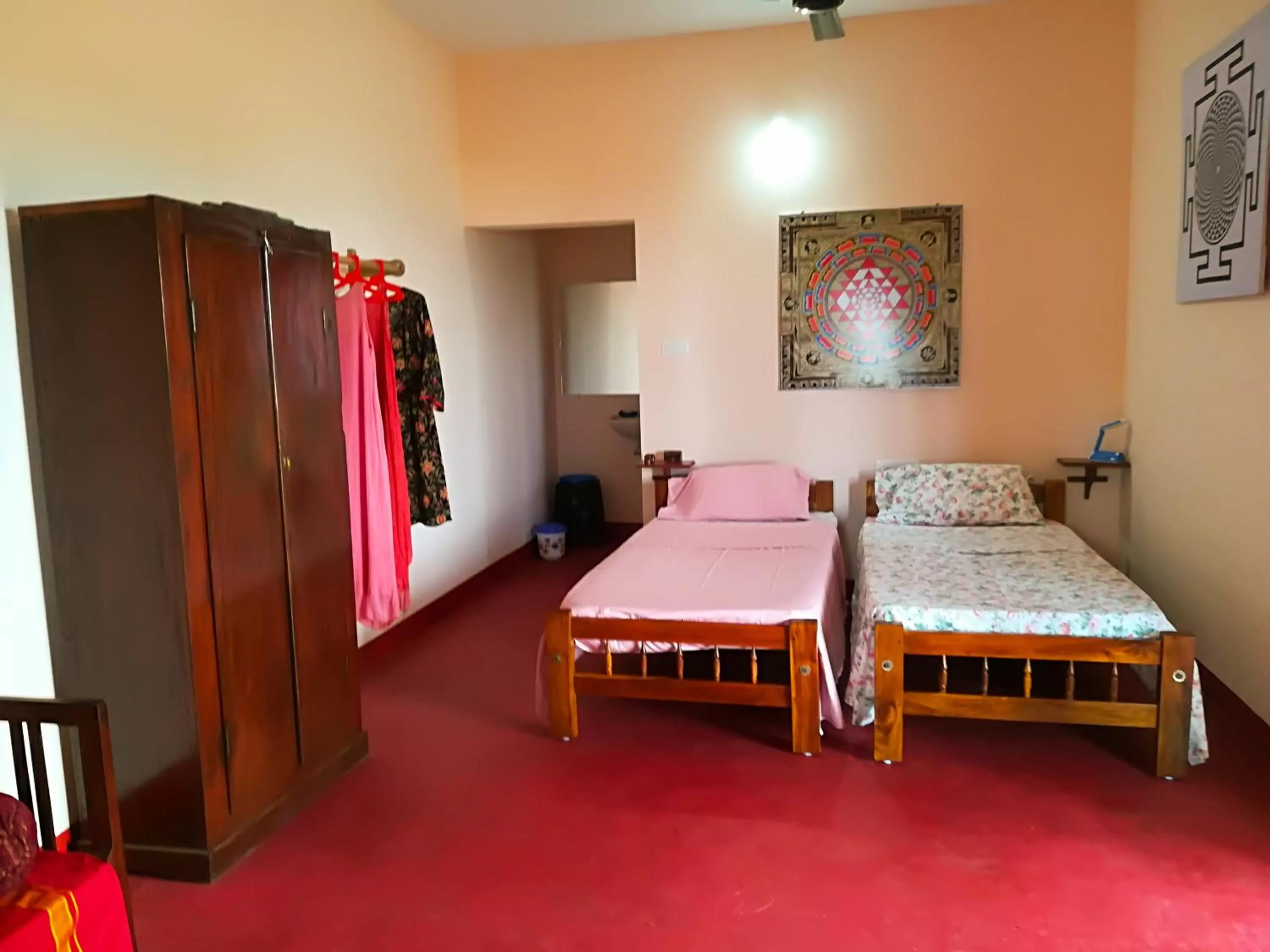 Photo of the whole room, Bed in Sukriti beach Resort