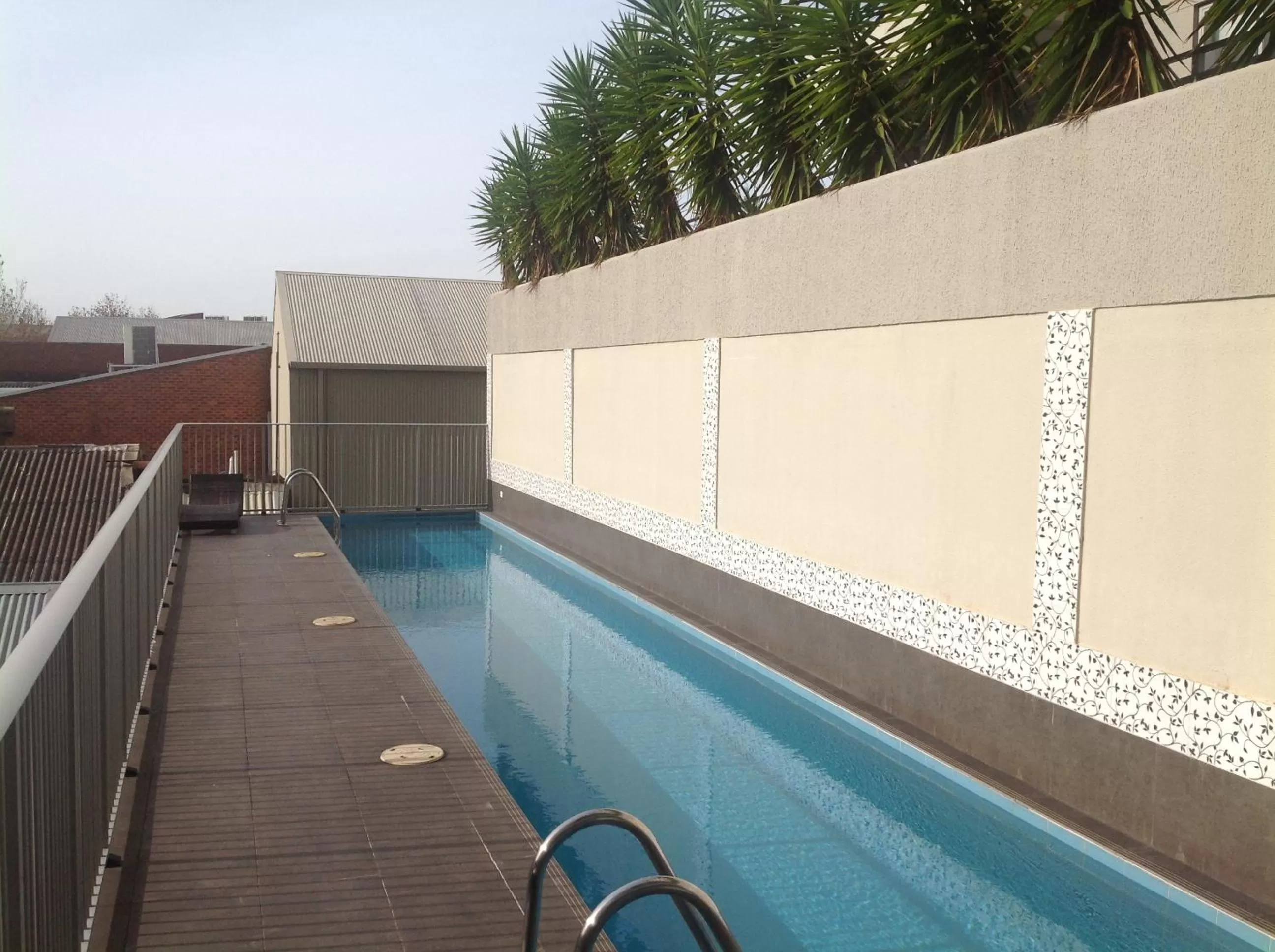 Swimming pool in Newcastle Central Plaza Apartment Hotel Official