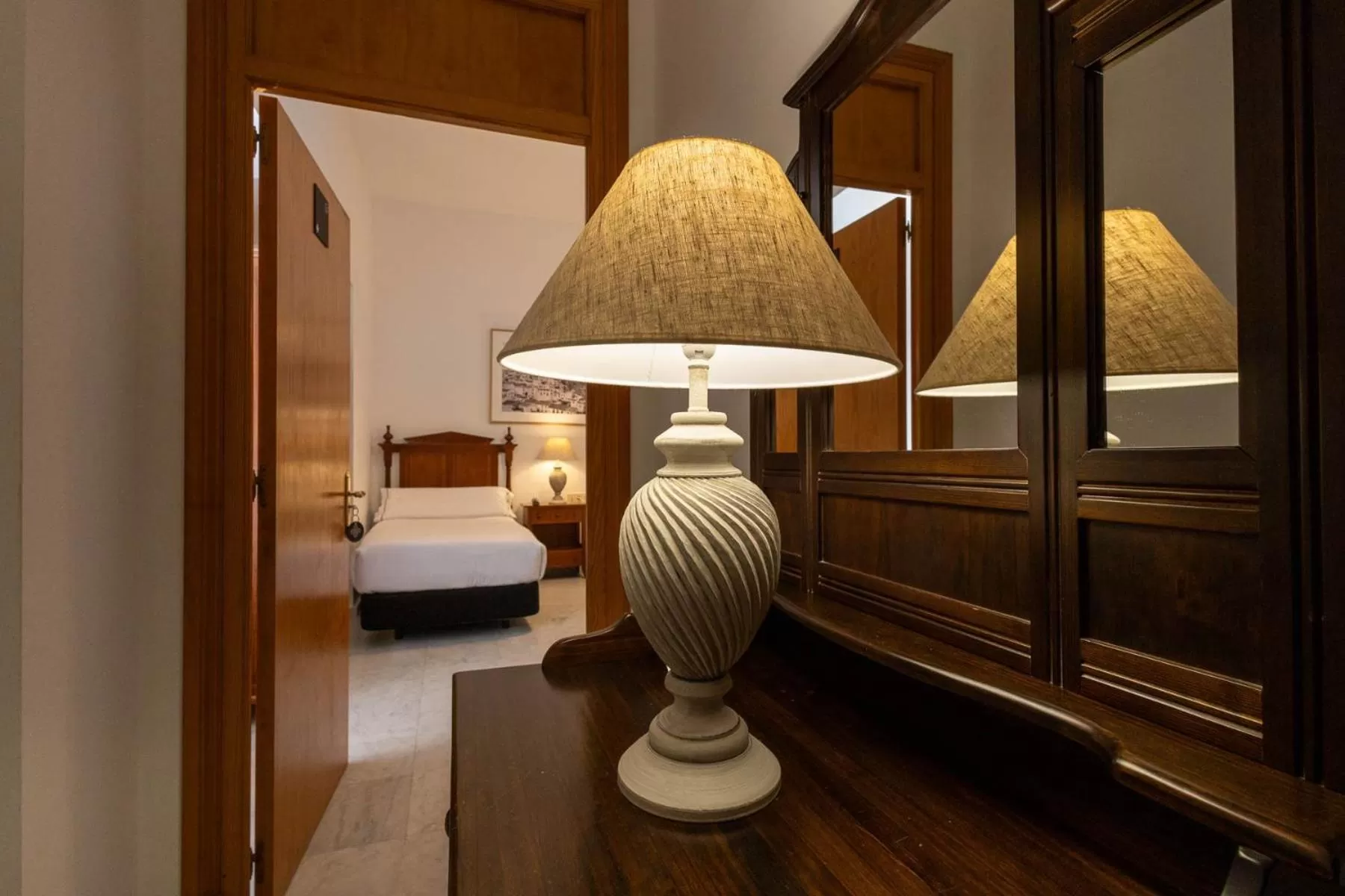 Property building, Bed in Hotel Tugasa Casa Palacio Medina Sidonia