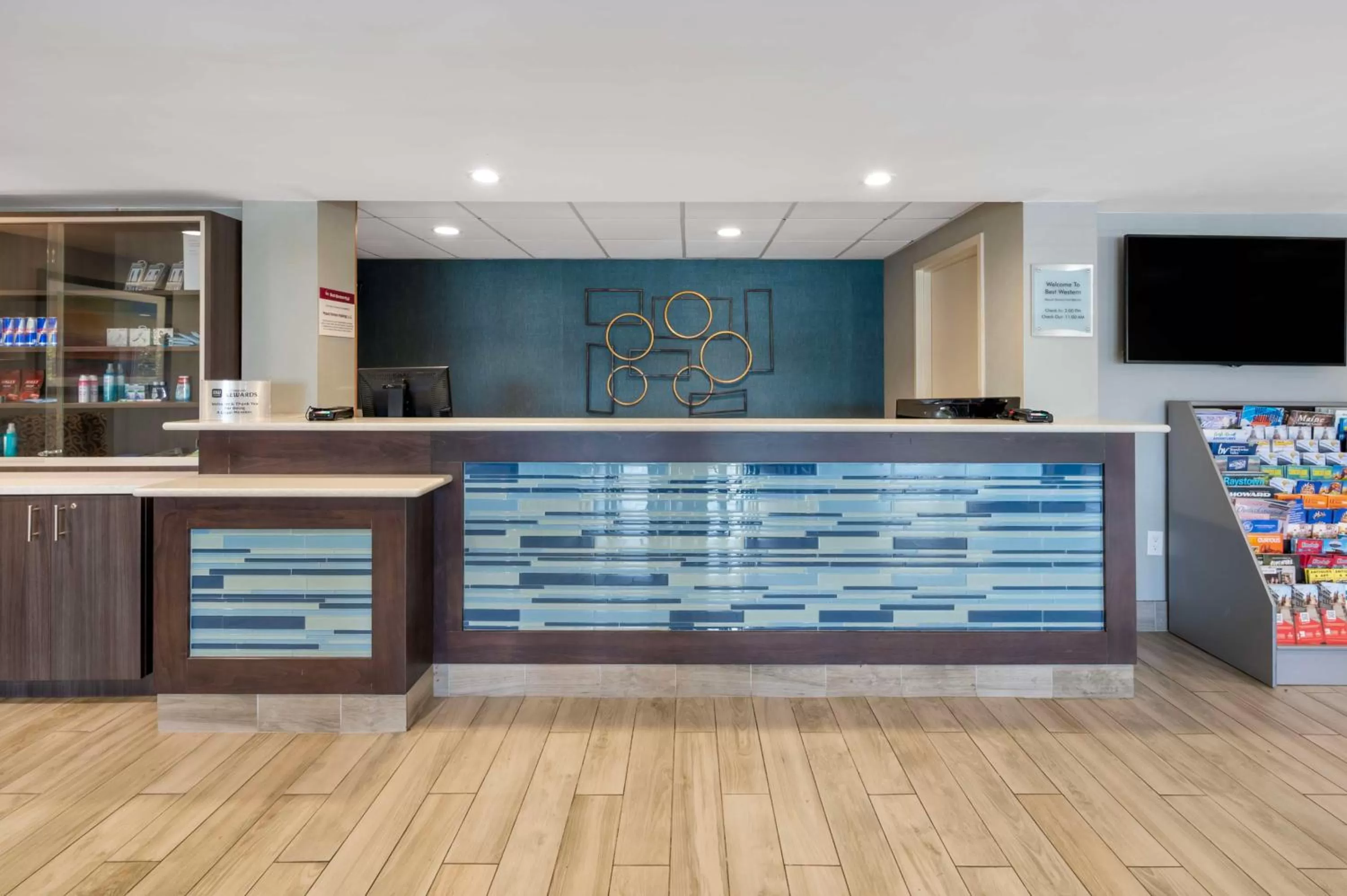 Lobby or reception in Best Western Plus Alexandria Fort Belvoir