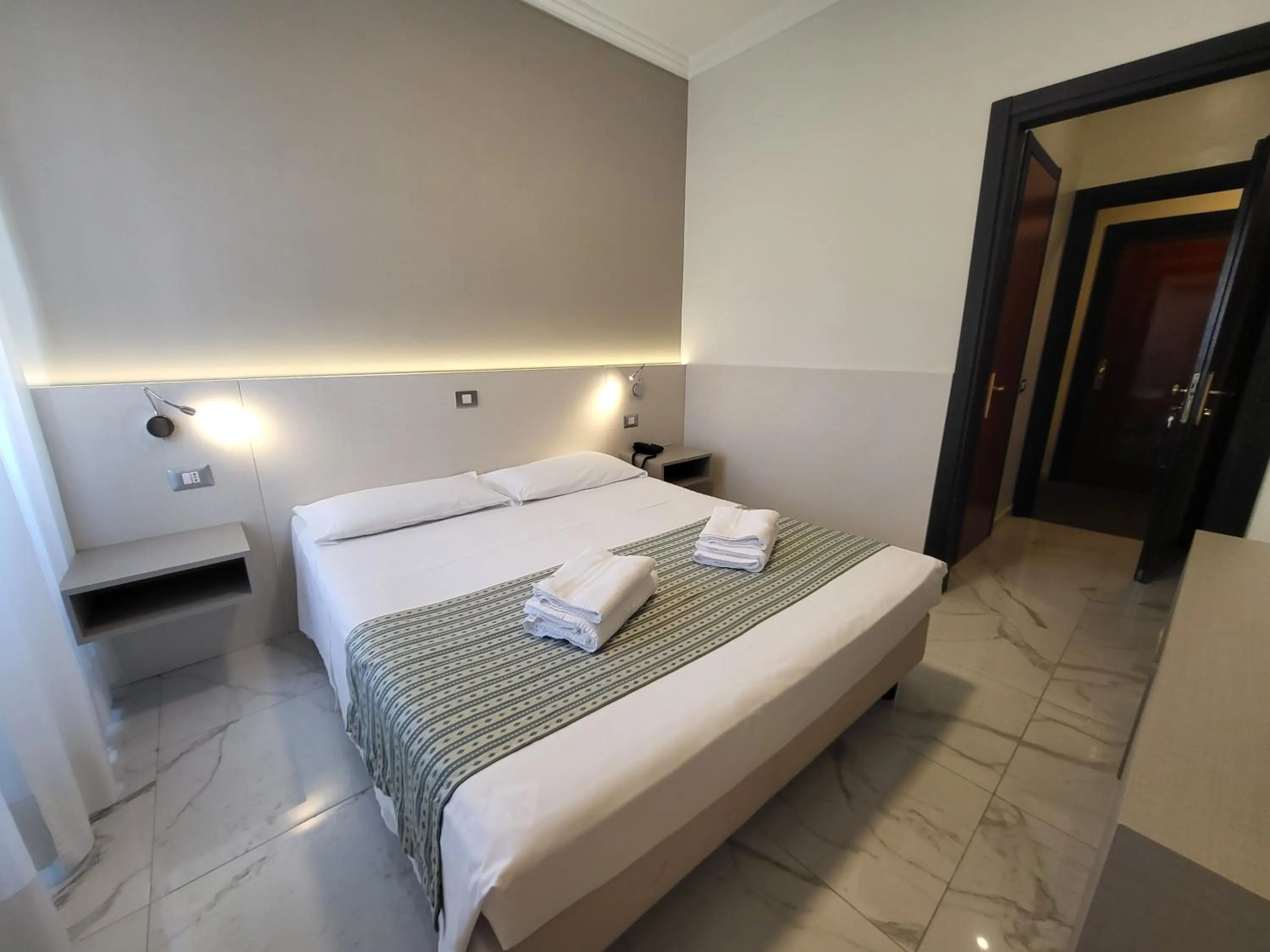 Bed in Hotel Dei Fiori