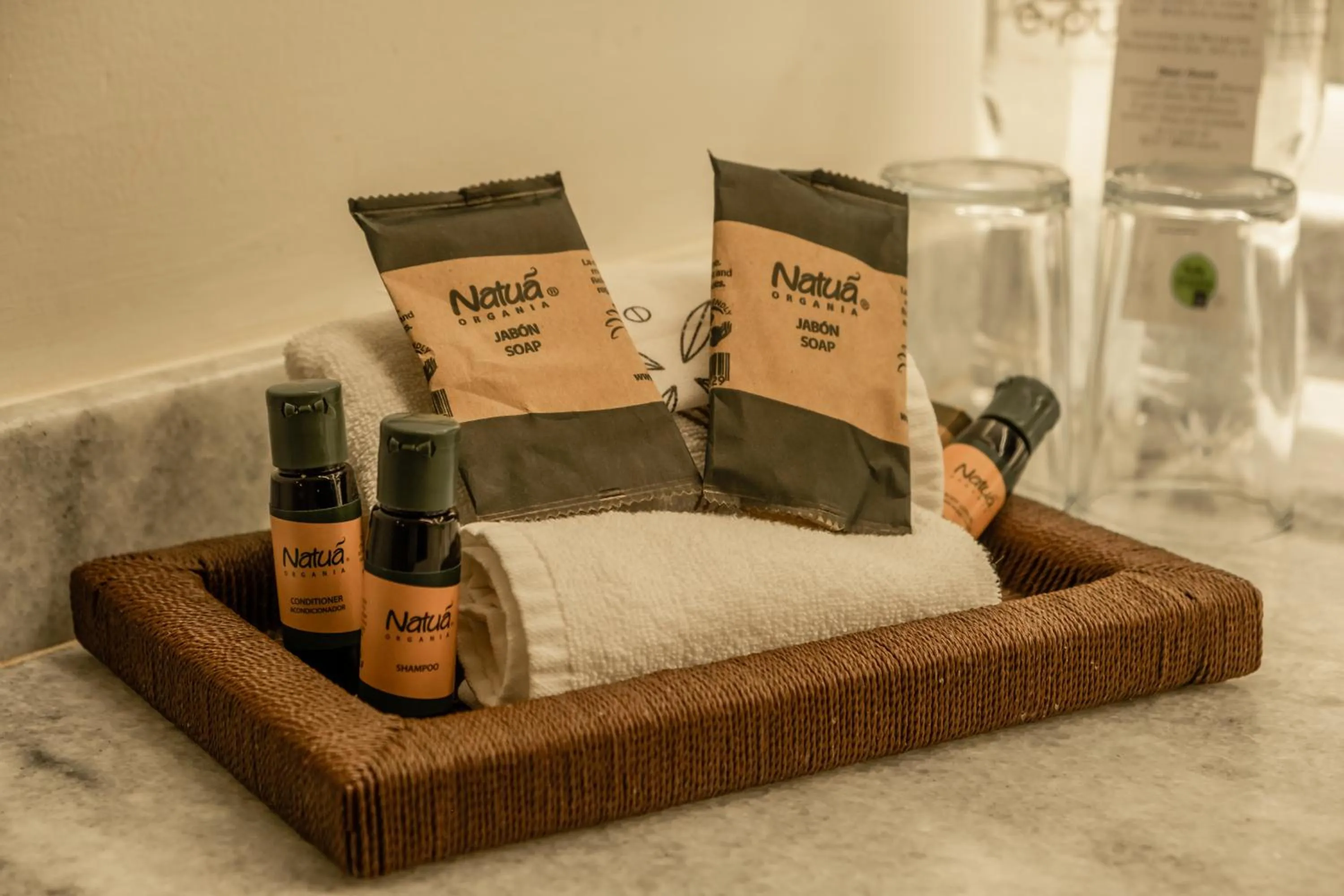 Bathroom, Bed in Hotel Boutique Naura Centro