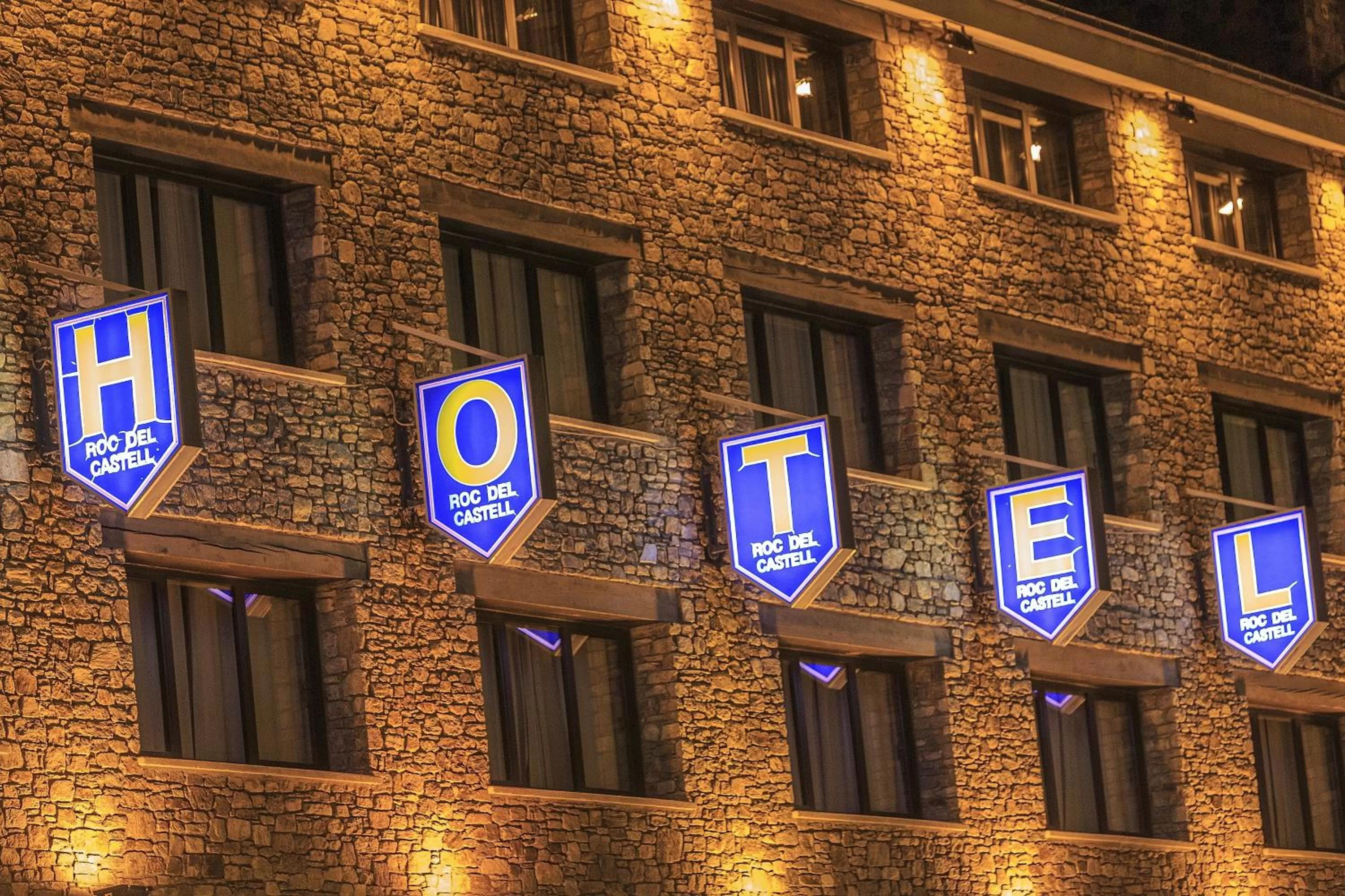 Facade/entrance in Hotel Roc Del Castell