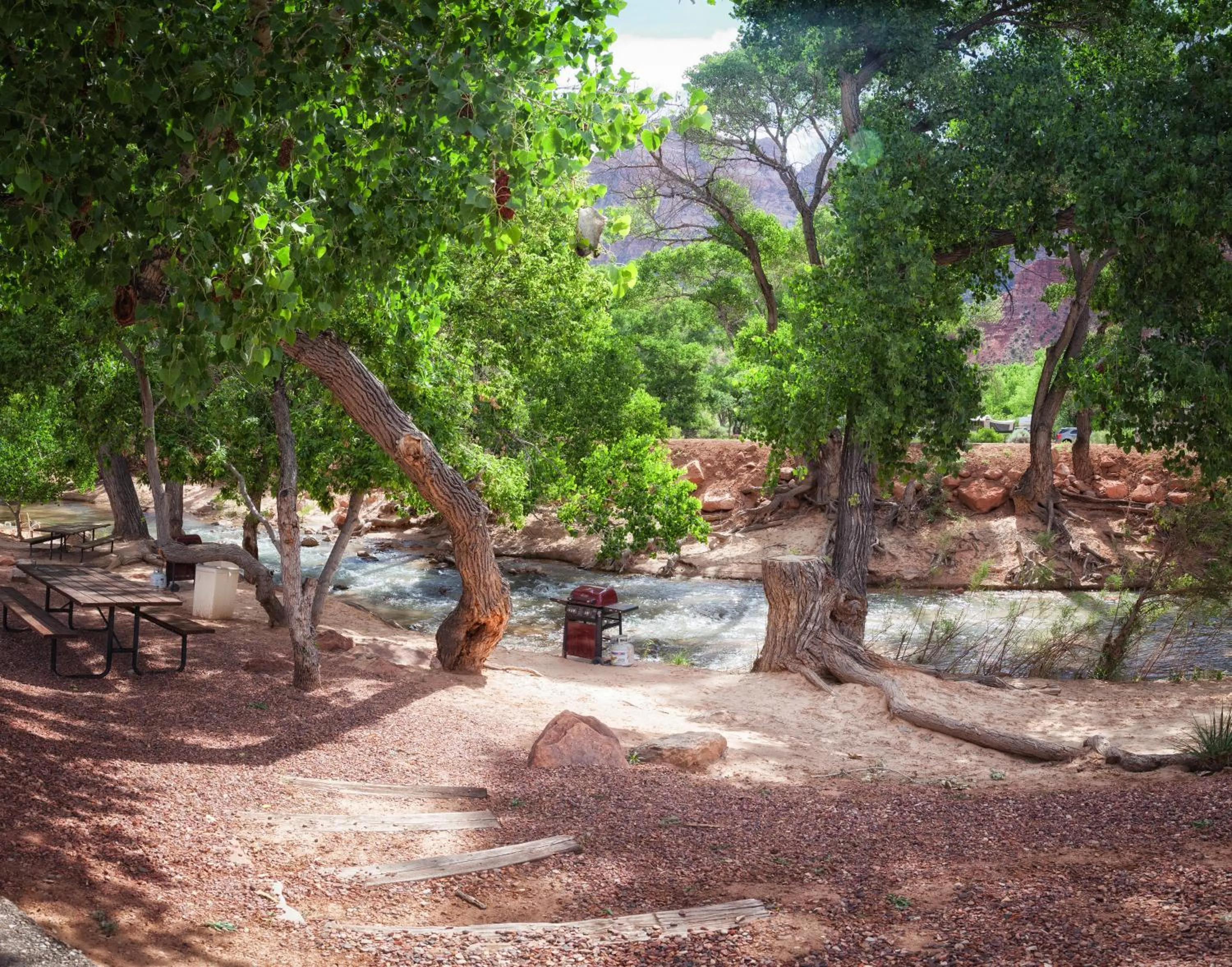Beach in Cable Mountain Lodge