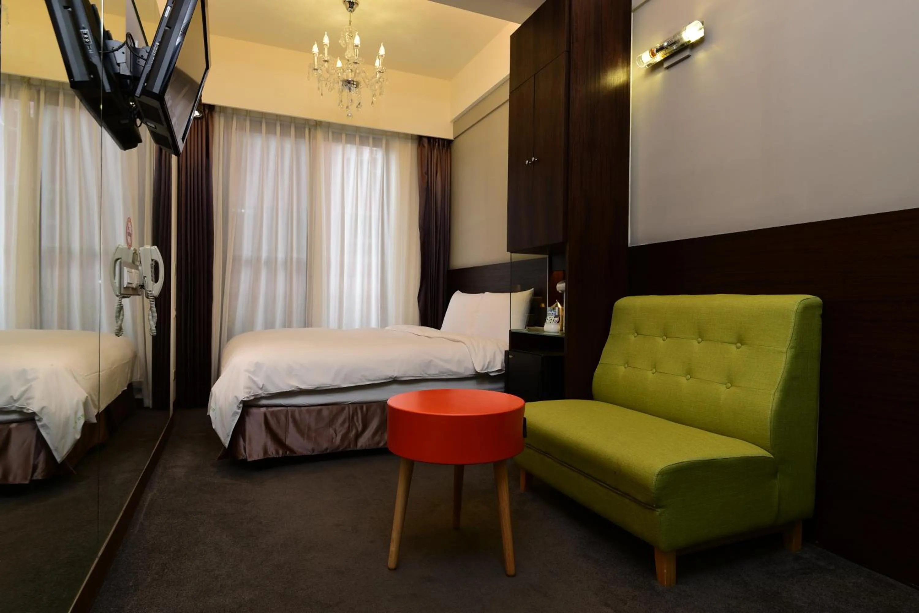 Photo of the whole room, Bed in Hotel Les Champs Hualien