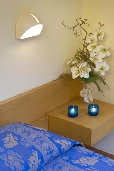 Bedroom, Bed in Hotel Nives