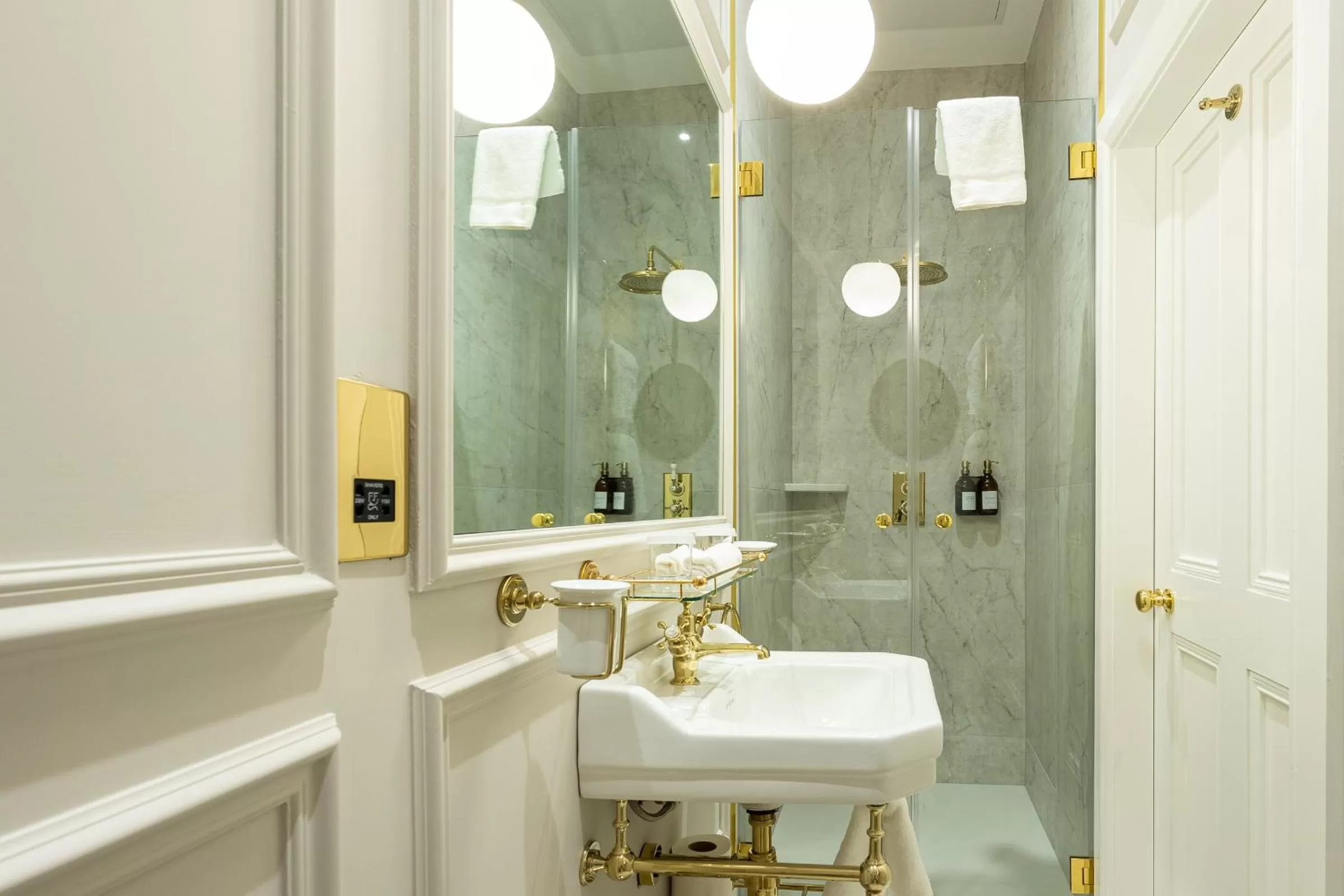 Bathroom in Liss Ard Estate