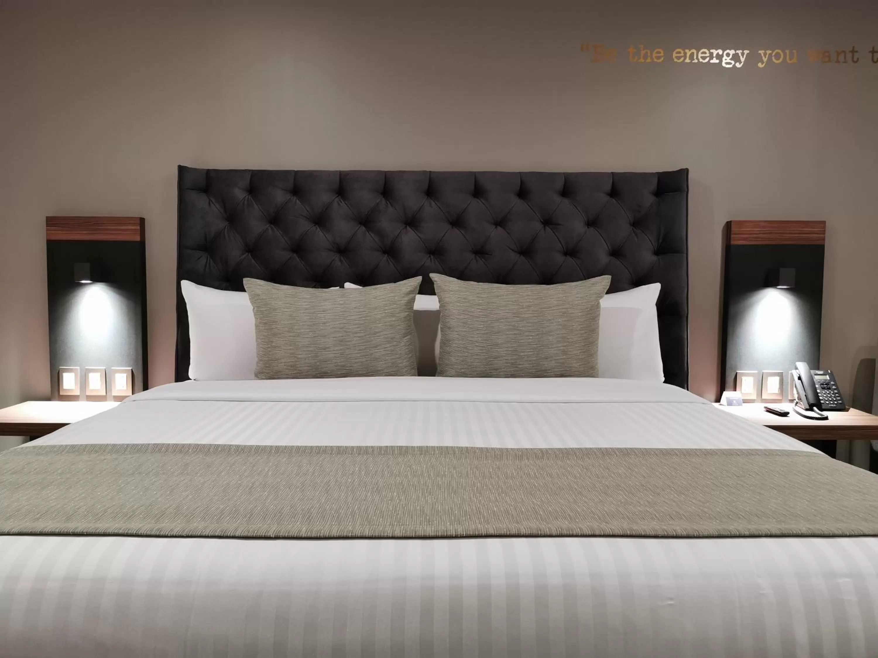 Bedroom, Bed in Bedford Hotel