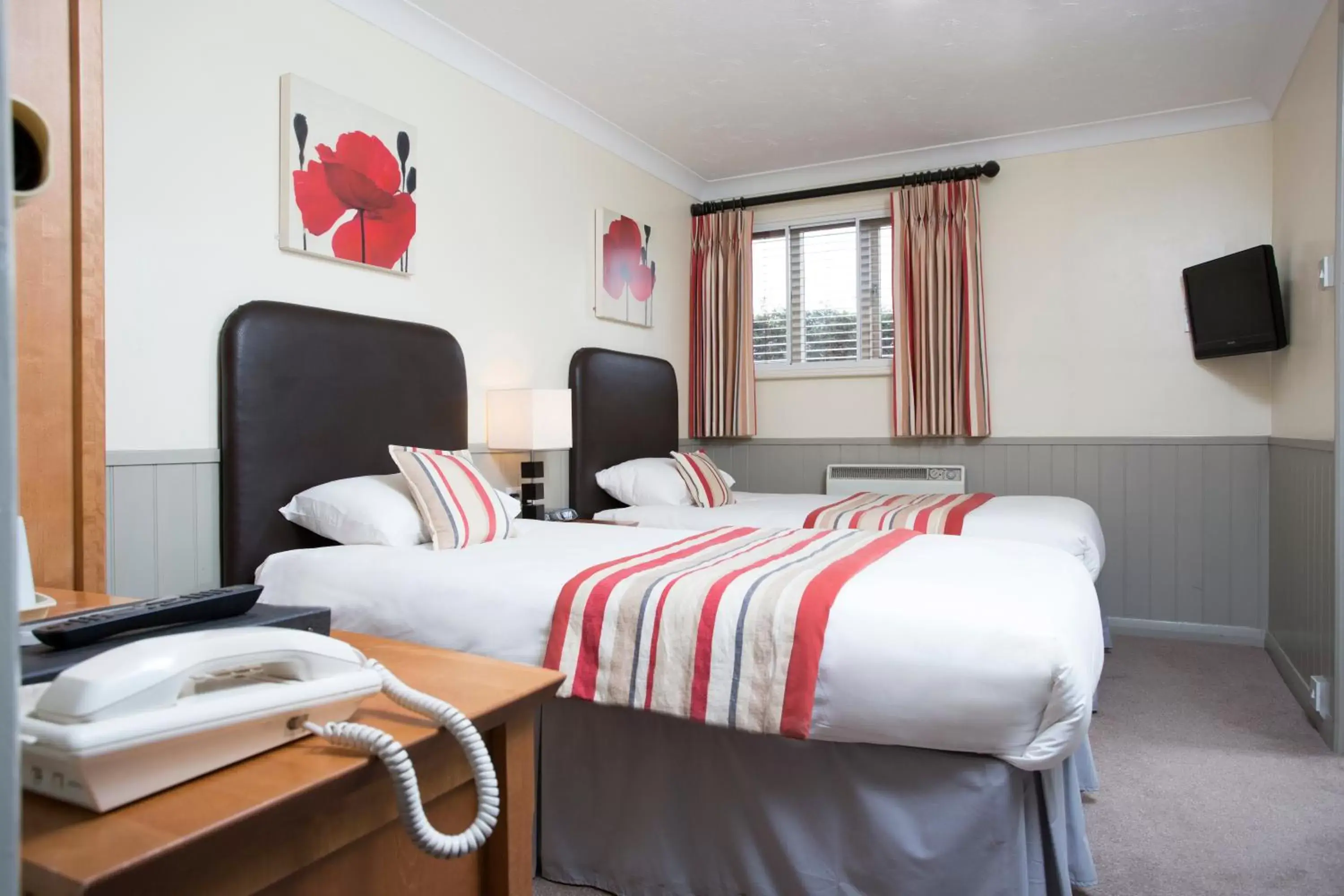 Standard Twin Room in Breckland Lodge Standard Twin Room in Breckland Lodge