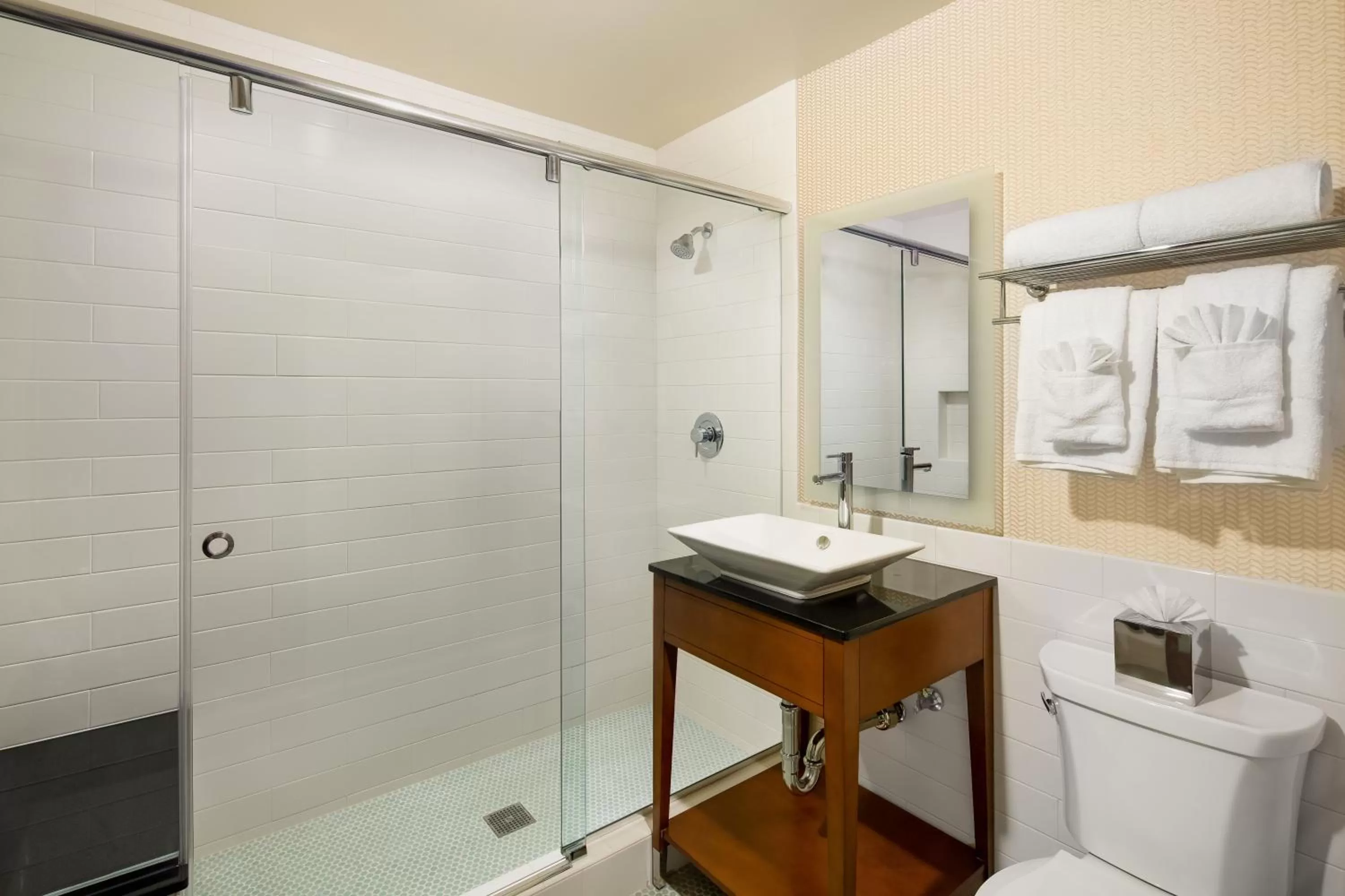 Bathroom in Cormorant Boutique Hotel