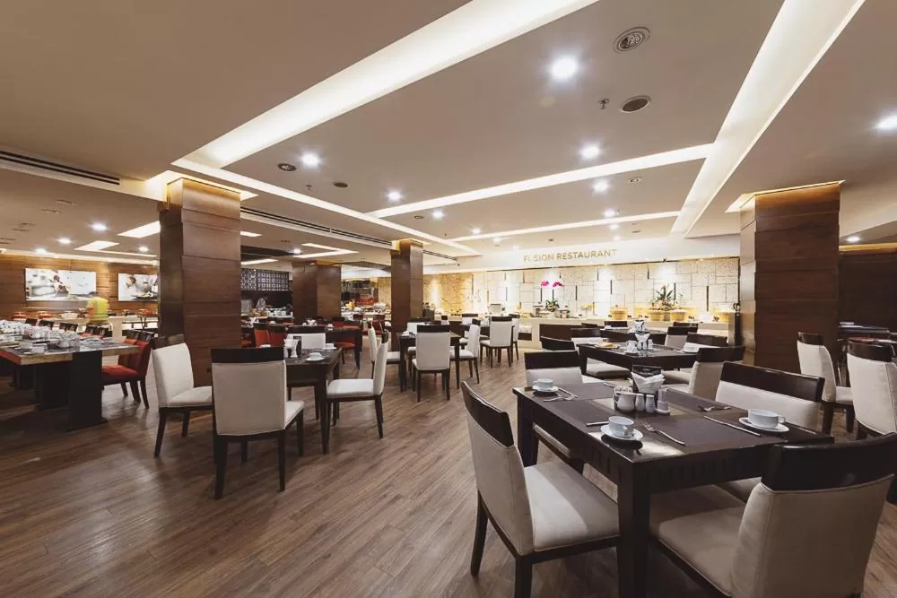 Restaurant/places to eat in Paragon Saigon Hotel