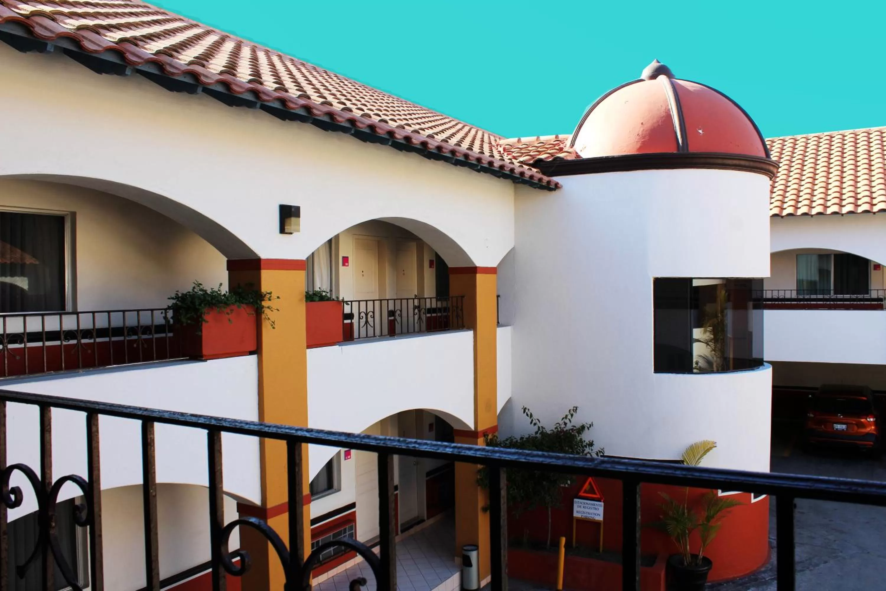 Property building in Del Mar Inn Playas