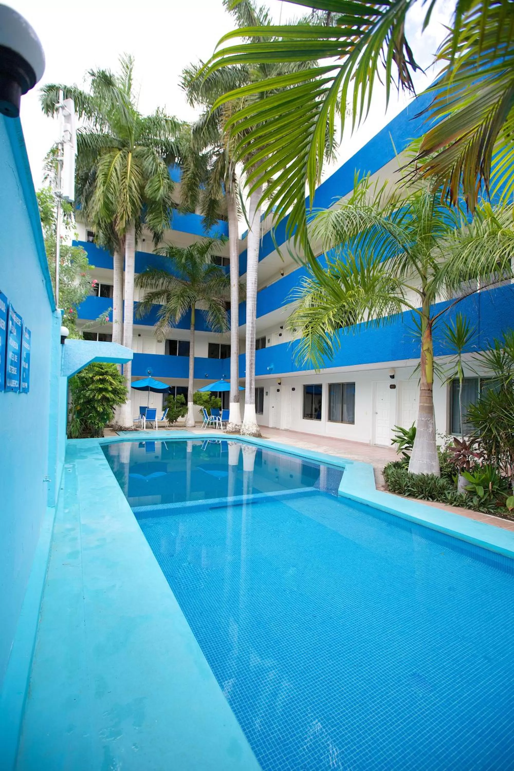 Swimming pool in Hotel Principe