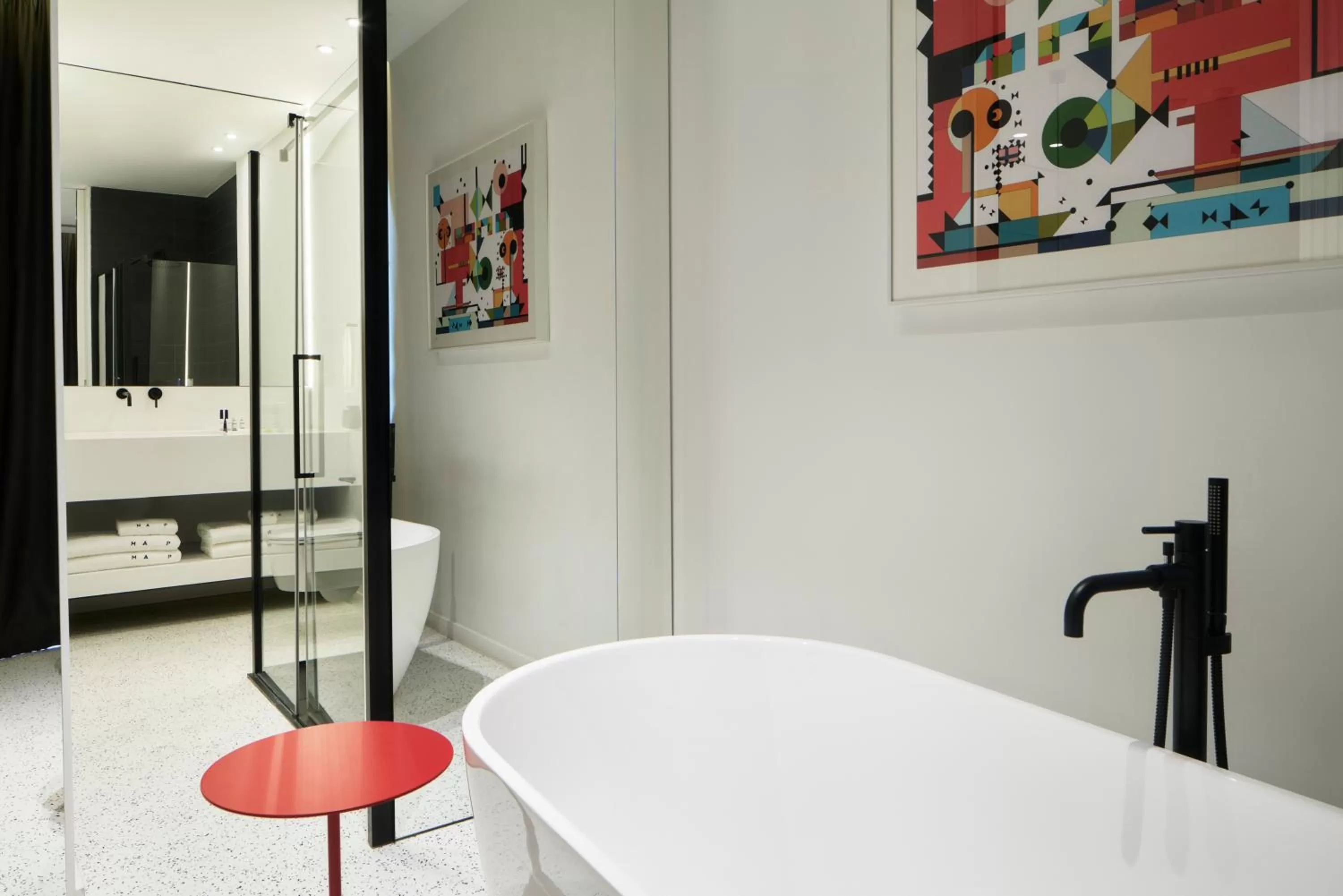 Bath, Bed in MAP Boutique Hotel