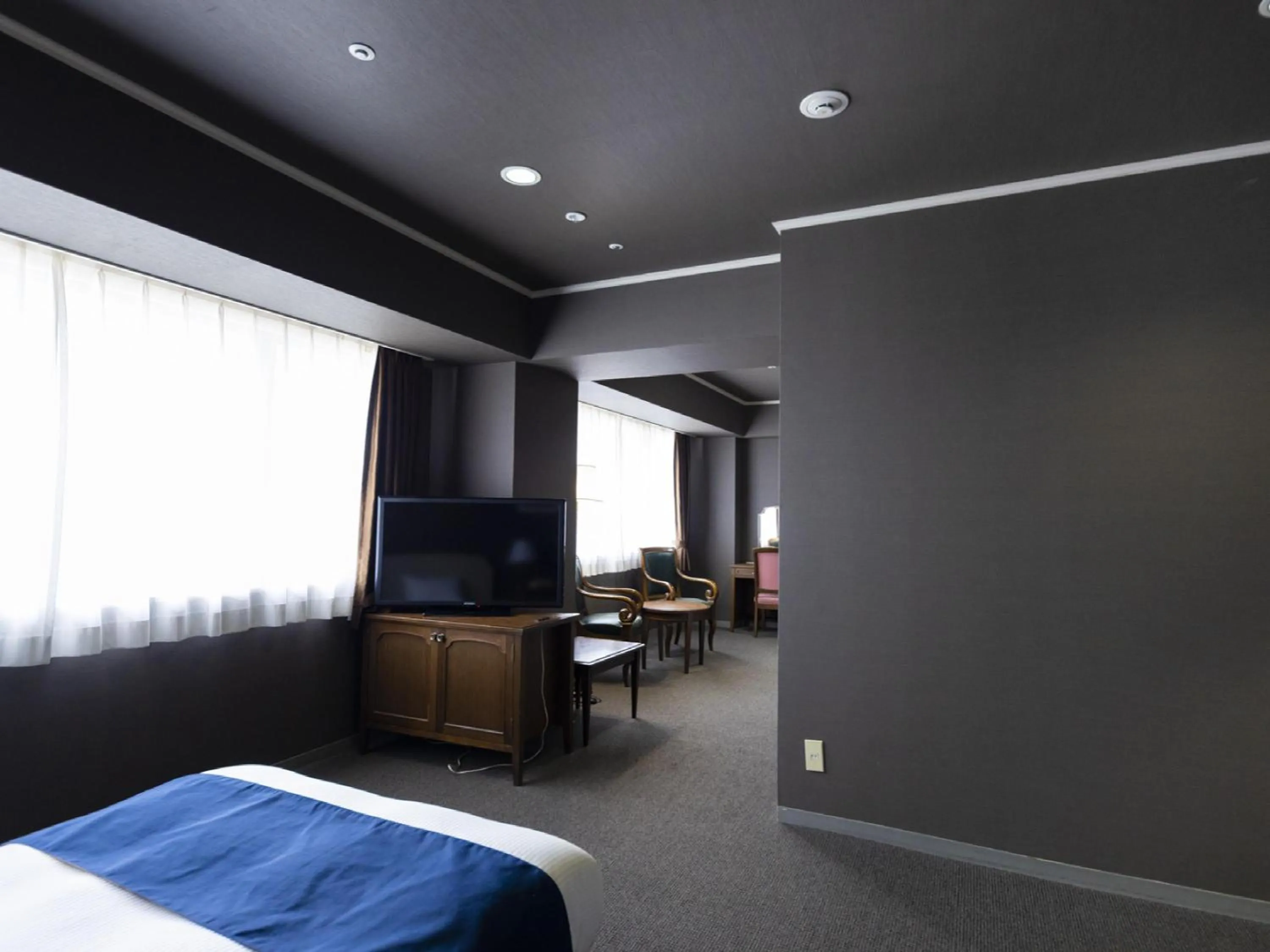 Photo of the whole room, Bed in Ariston Hotel Kobe