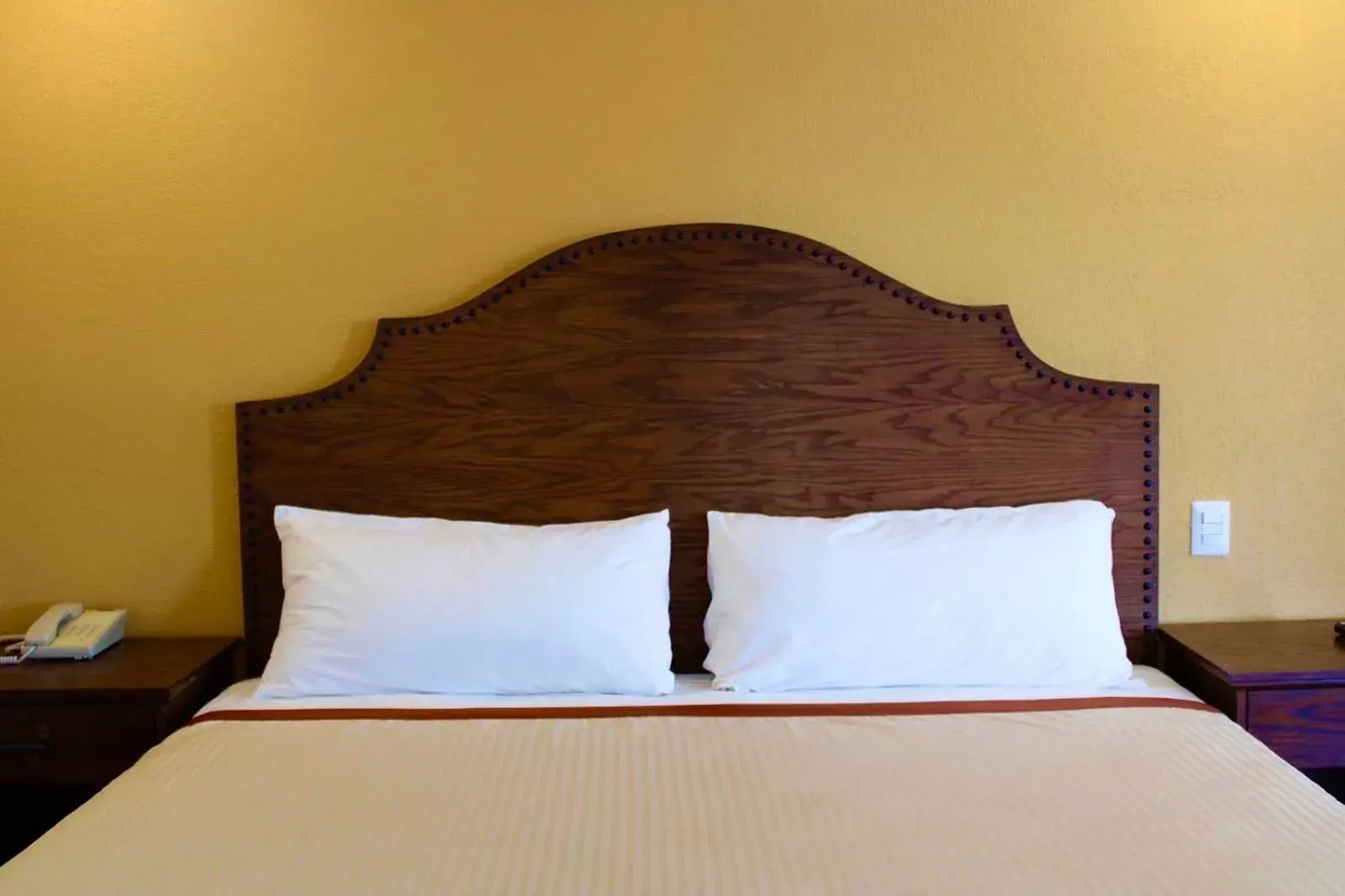 King Room in Estancia Inn King Room in Estancia Inn