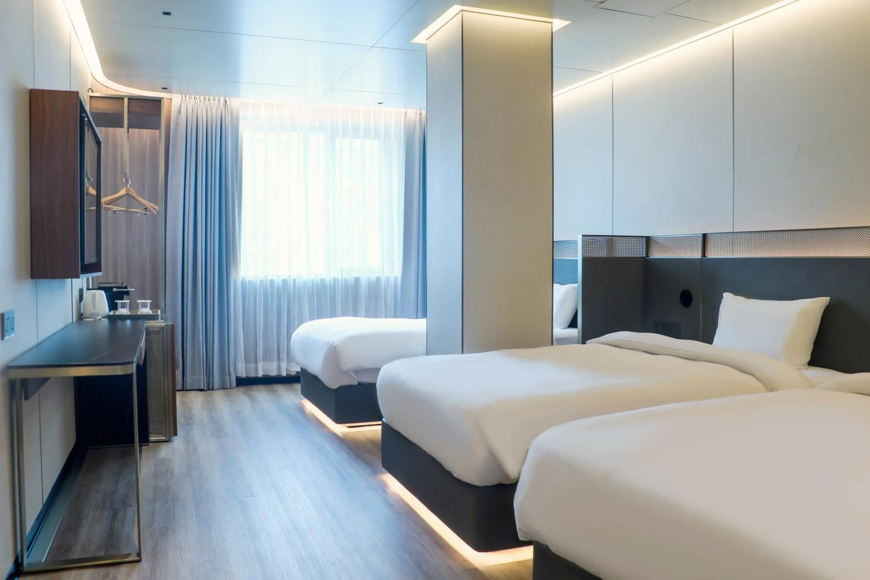 Photo of the whole room in Amber Hotel Jeju