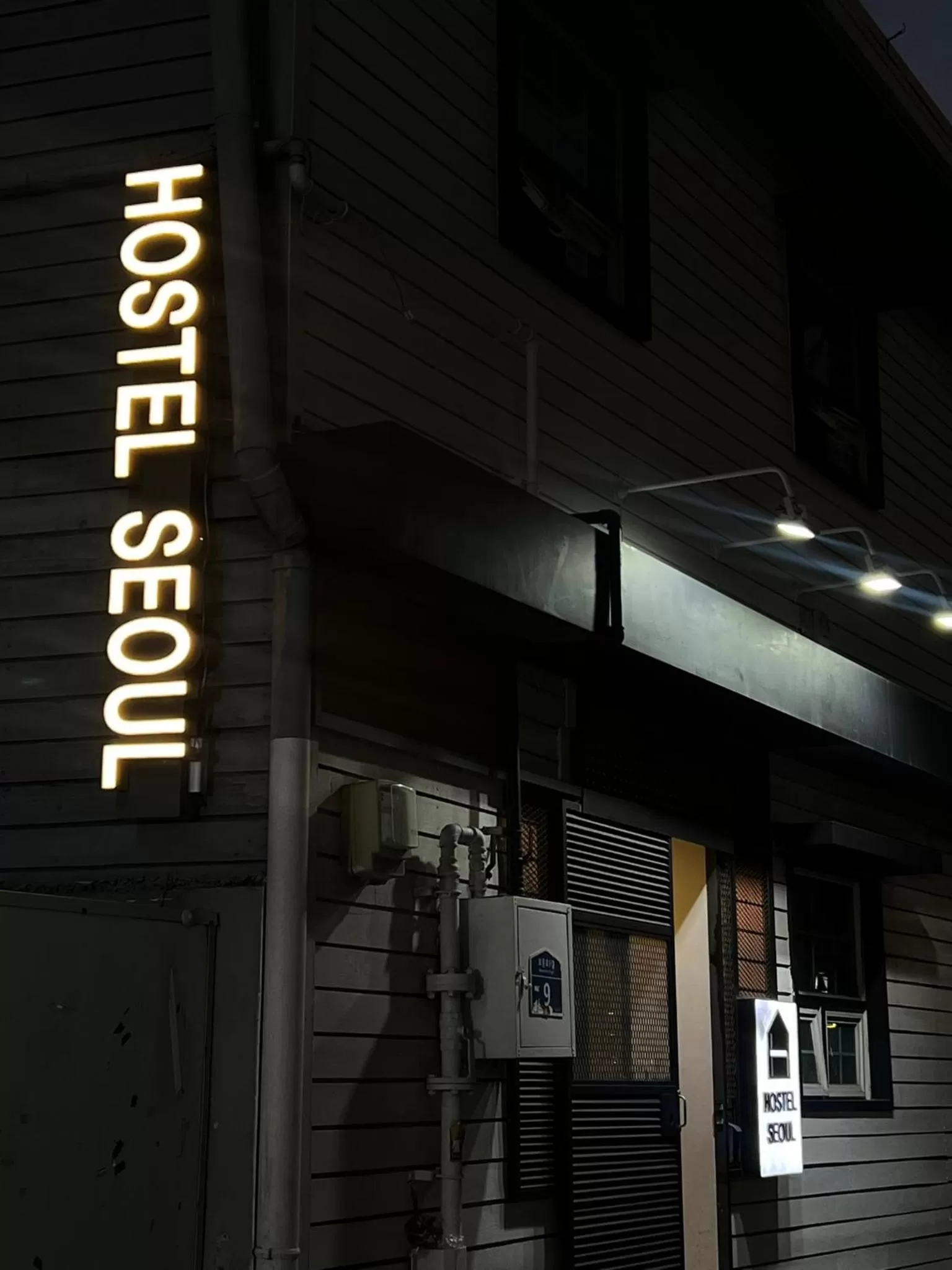 Property building in Hostel Seoul