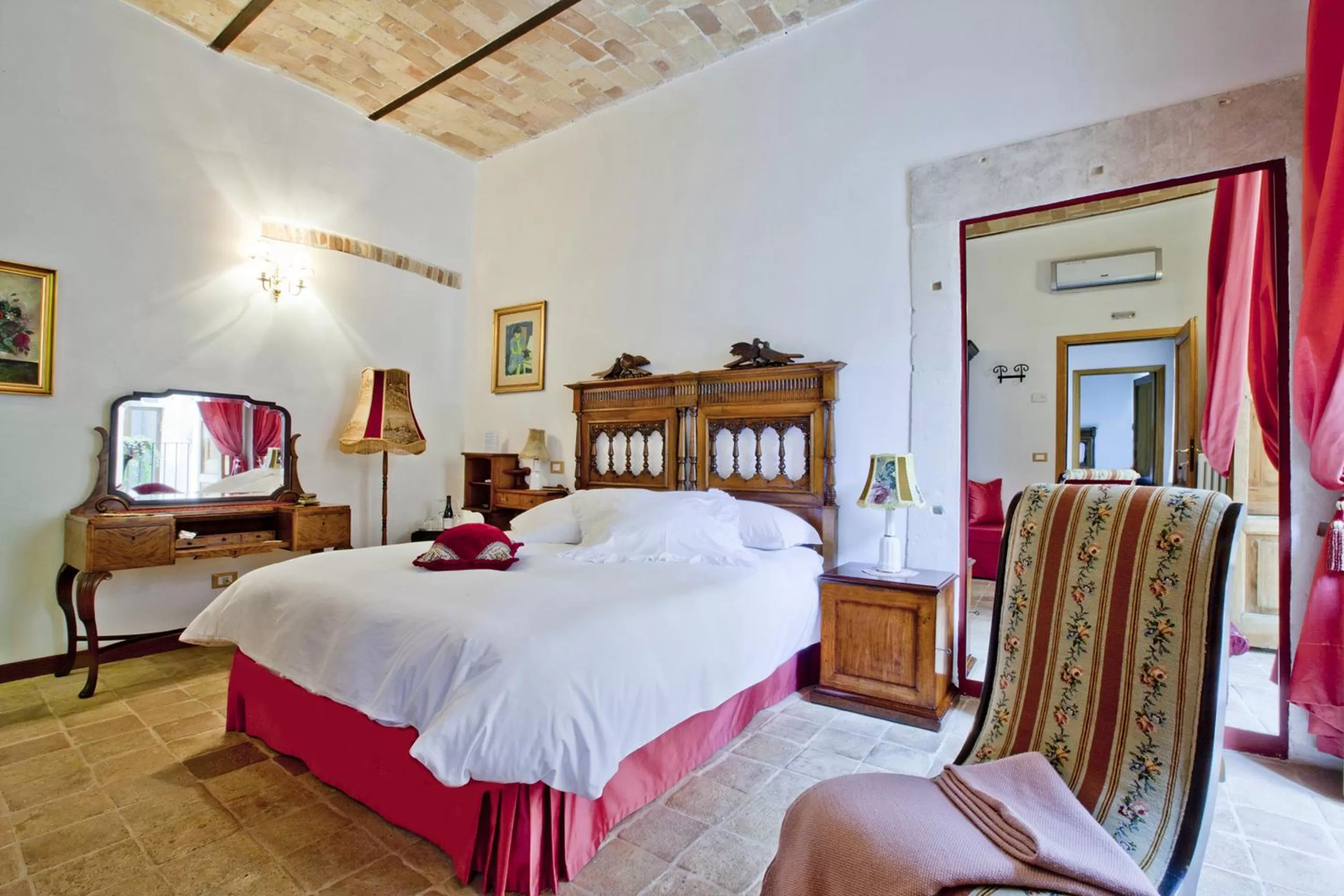 Bedroom, Bed in B&B Il Marchese Del Grillo