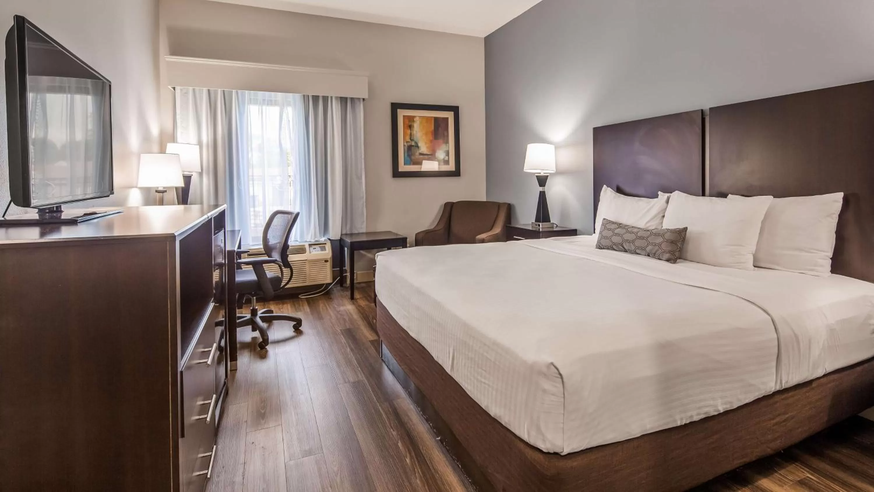 Bedroom in Best Western Inn Florence